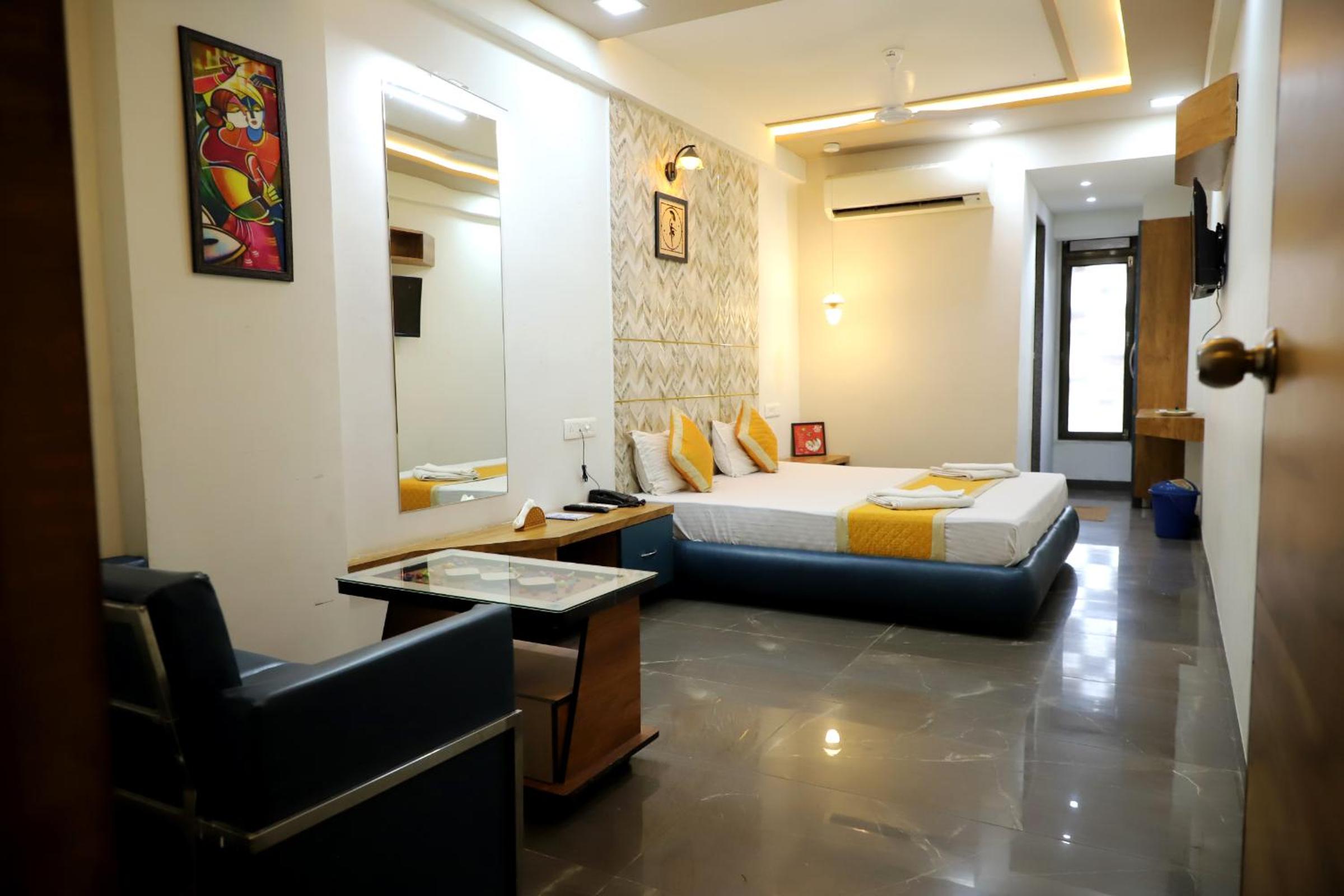 Hotel Dolphin Residency view 2