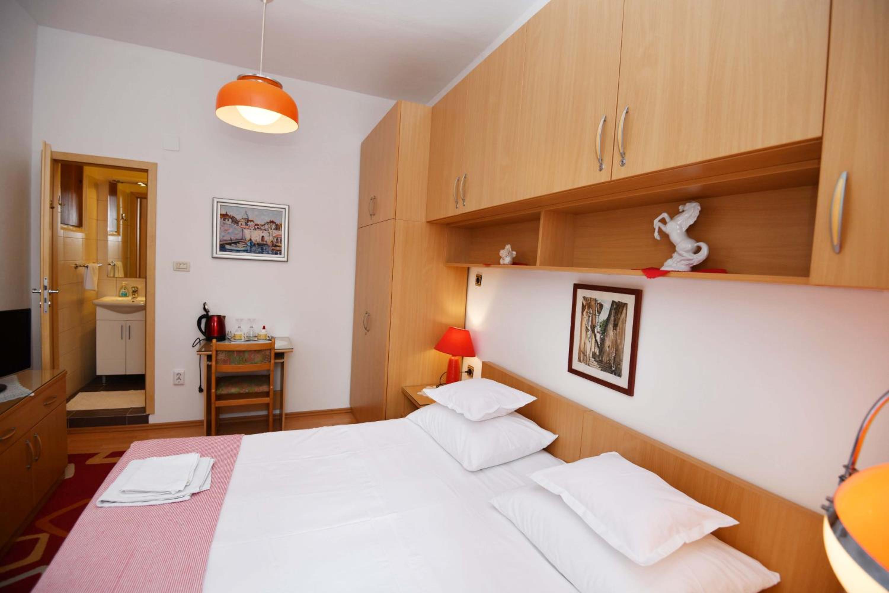 Guesthouse Manda