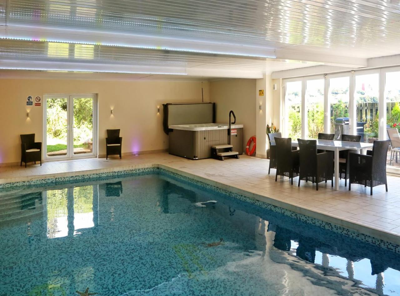 Torbay Rise sea side villa with family facilities view 5