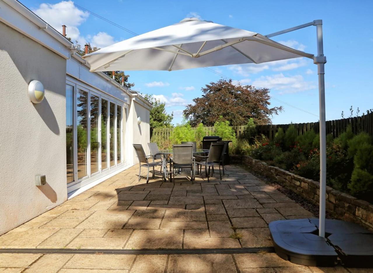 Torbay Rise sea side villa with family facilities view 3