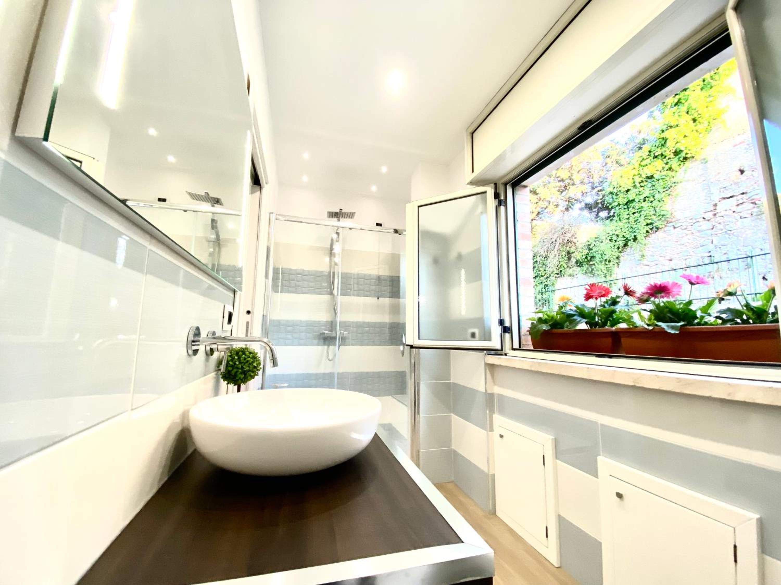 Mottola Apartment en Tropea — bathroom