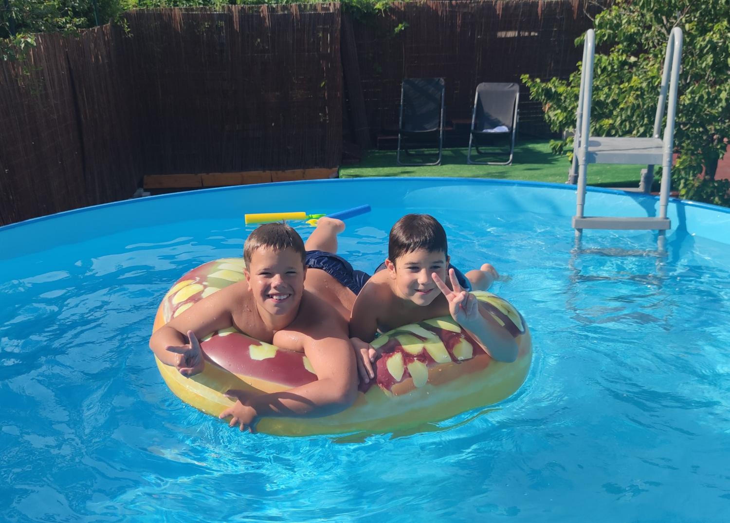 Friends & Family Apartmanok Velence
