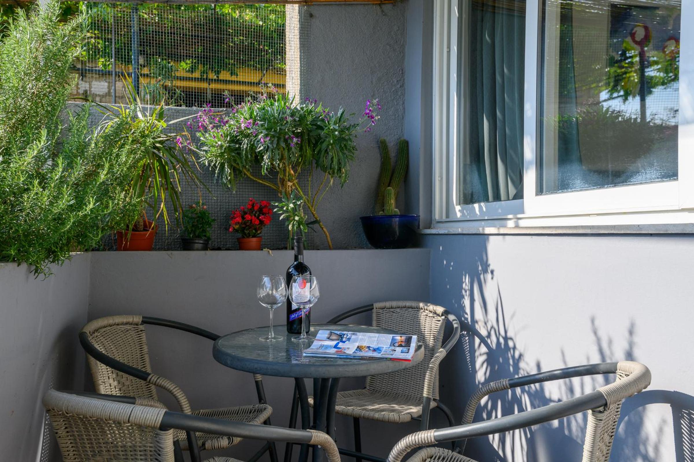 balance & terrace