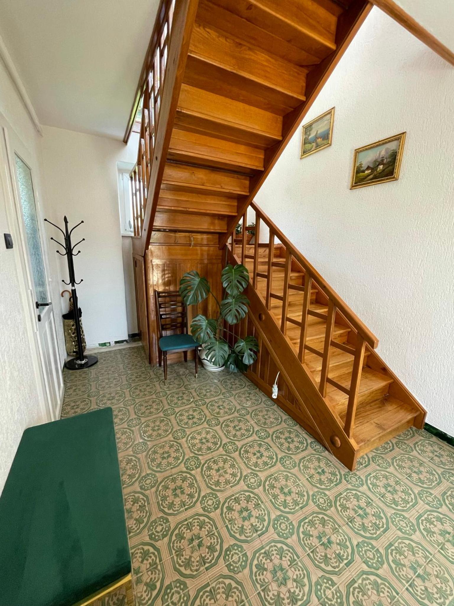 Cilka`s house, authentic homestay near Lipica view 5