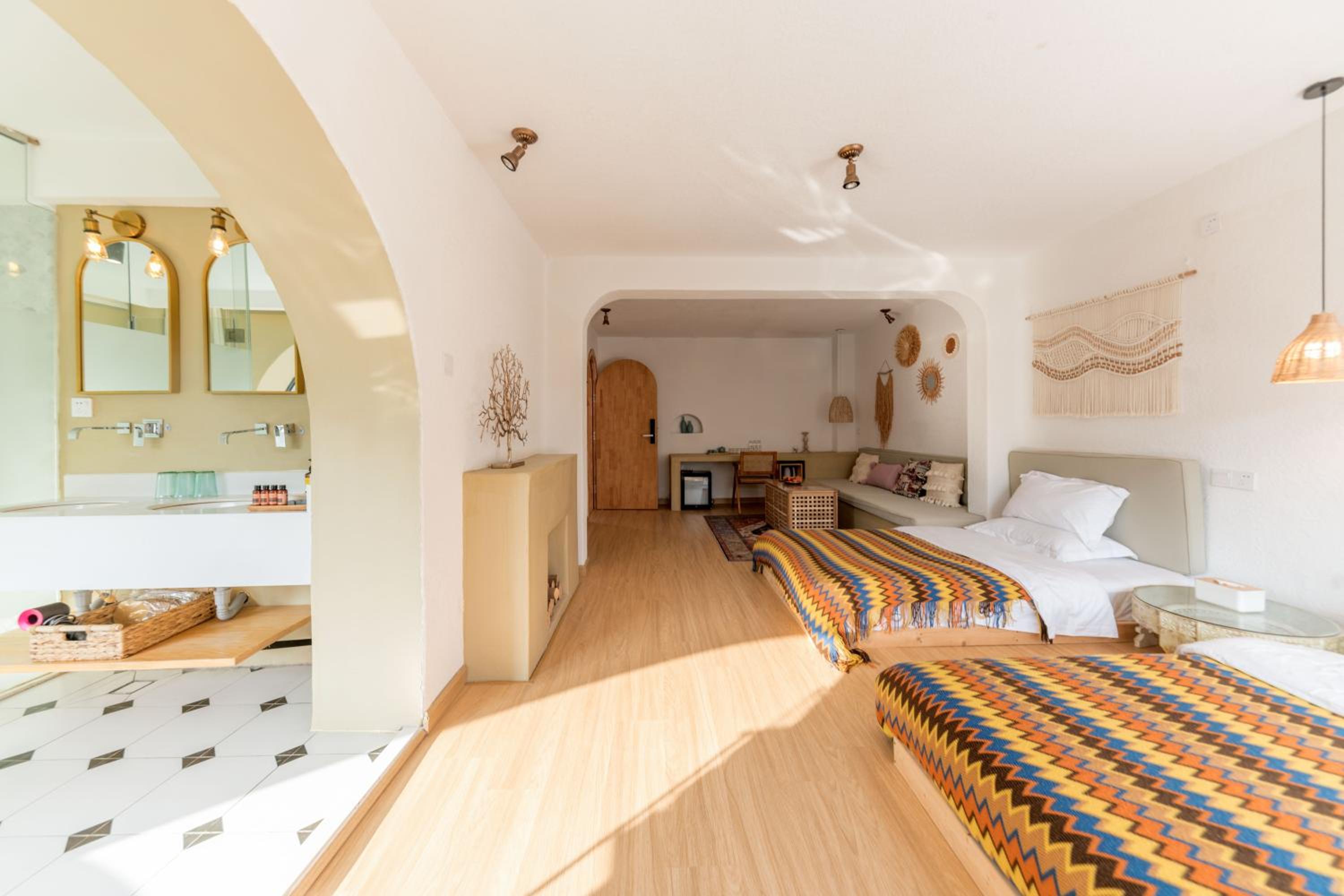 hotel room