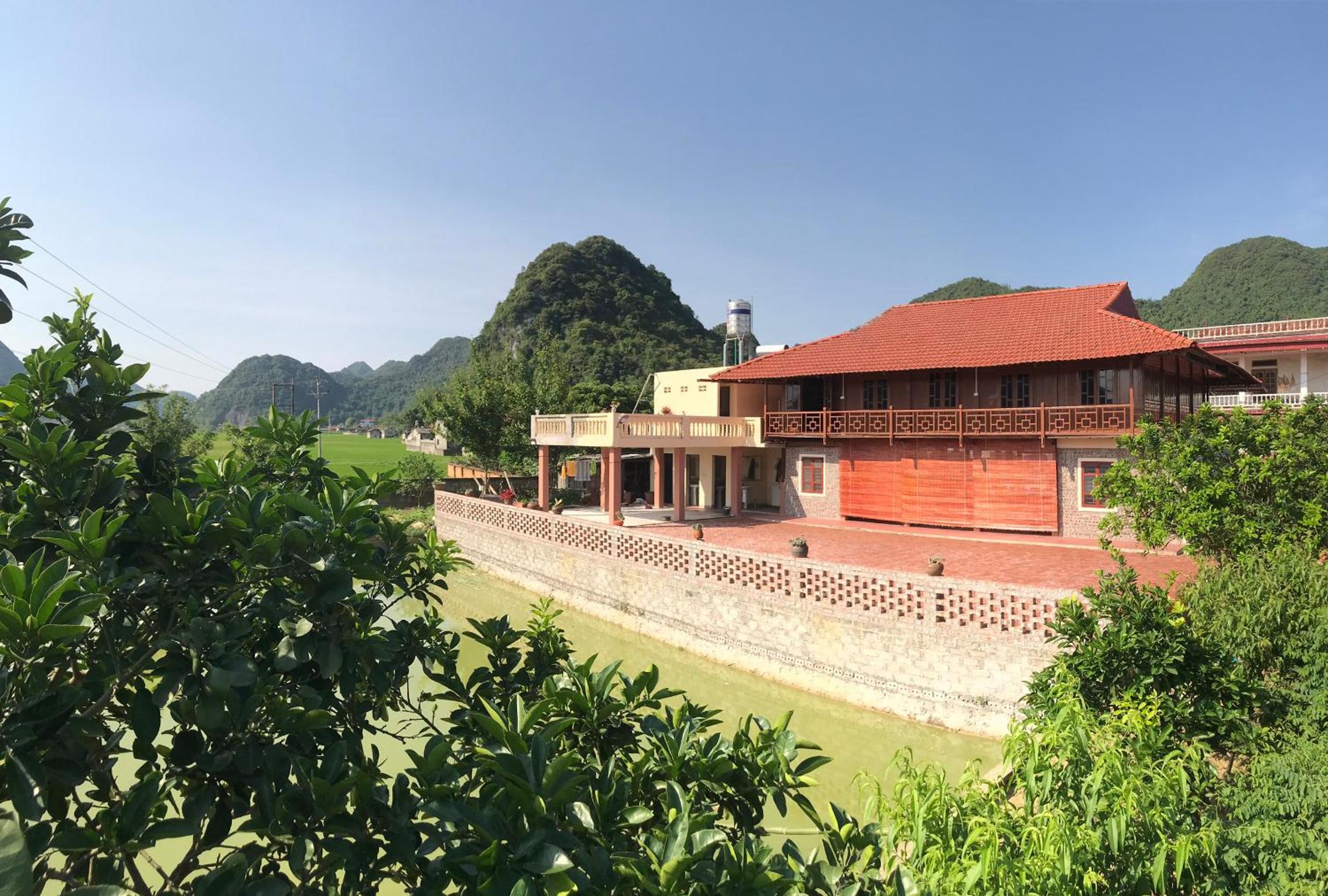 Bac Son Homestay