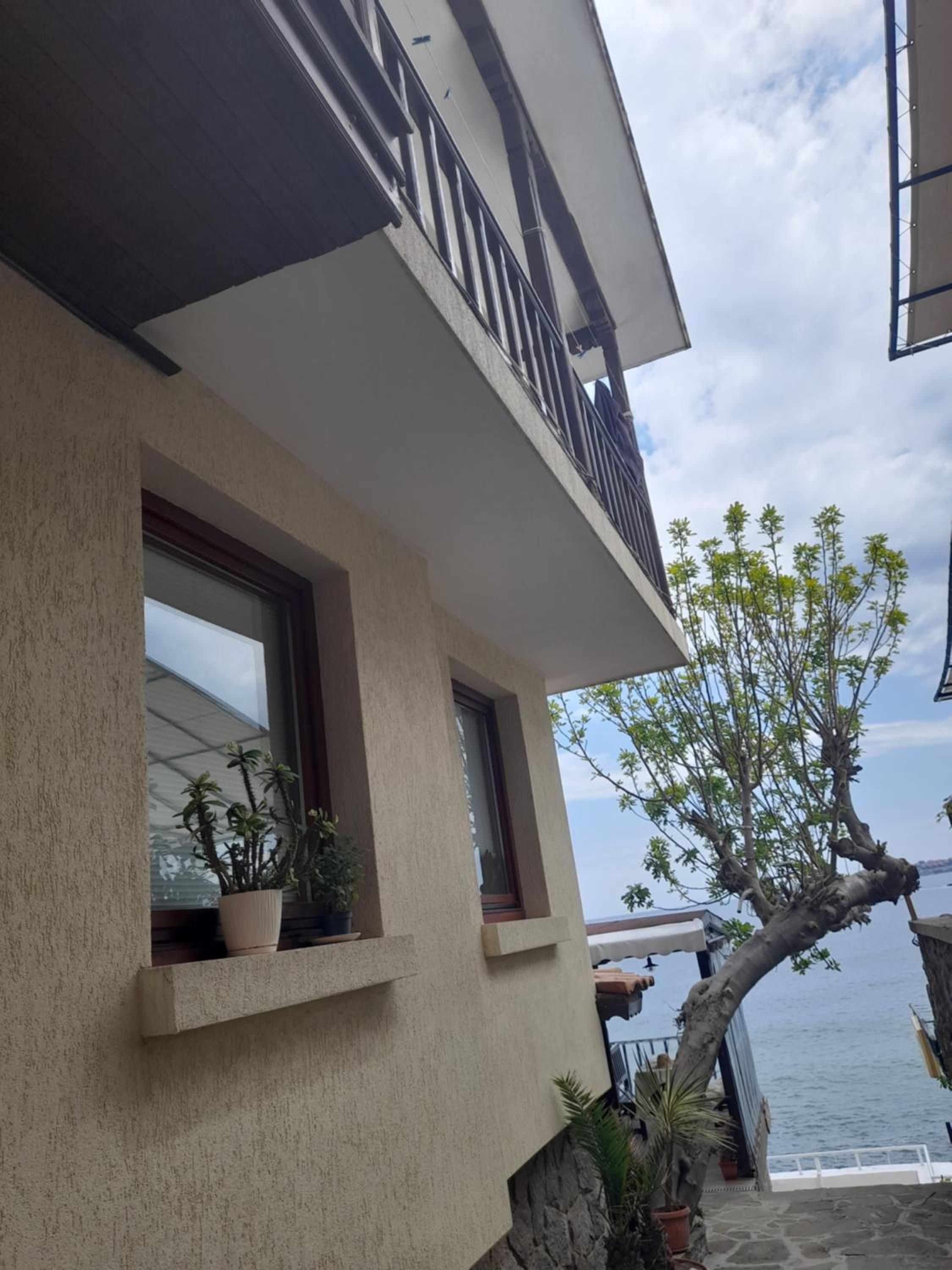 Kaya Guest House