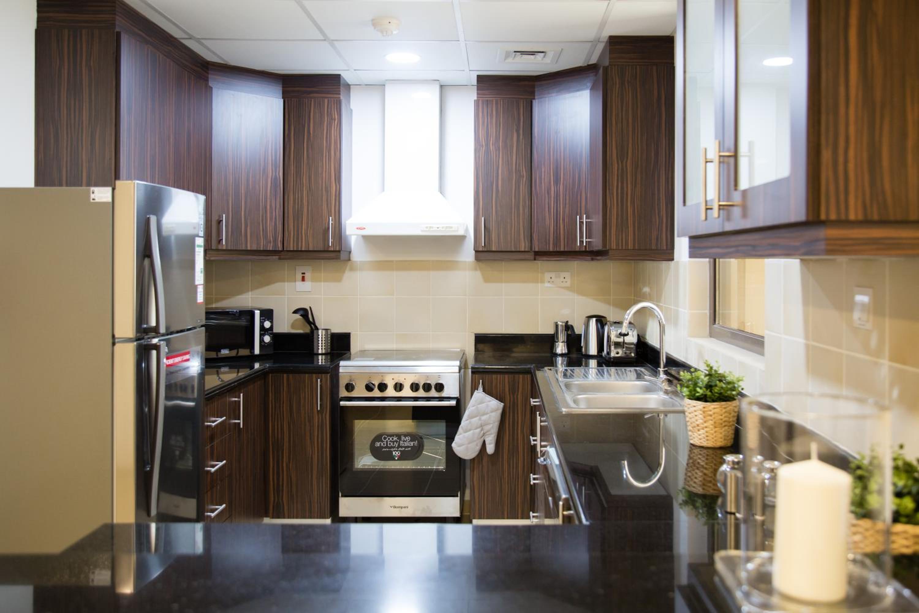 HiGuests - Charming Apt in JBR with Balcony by the Beach