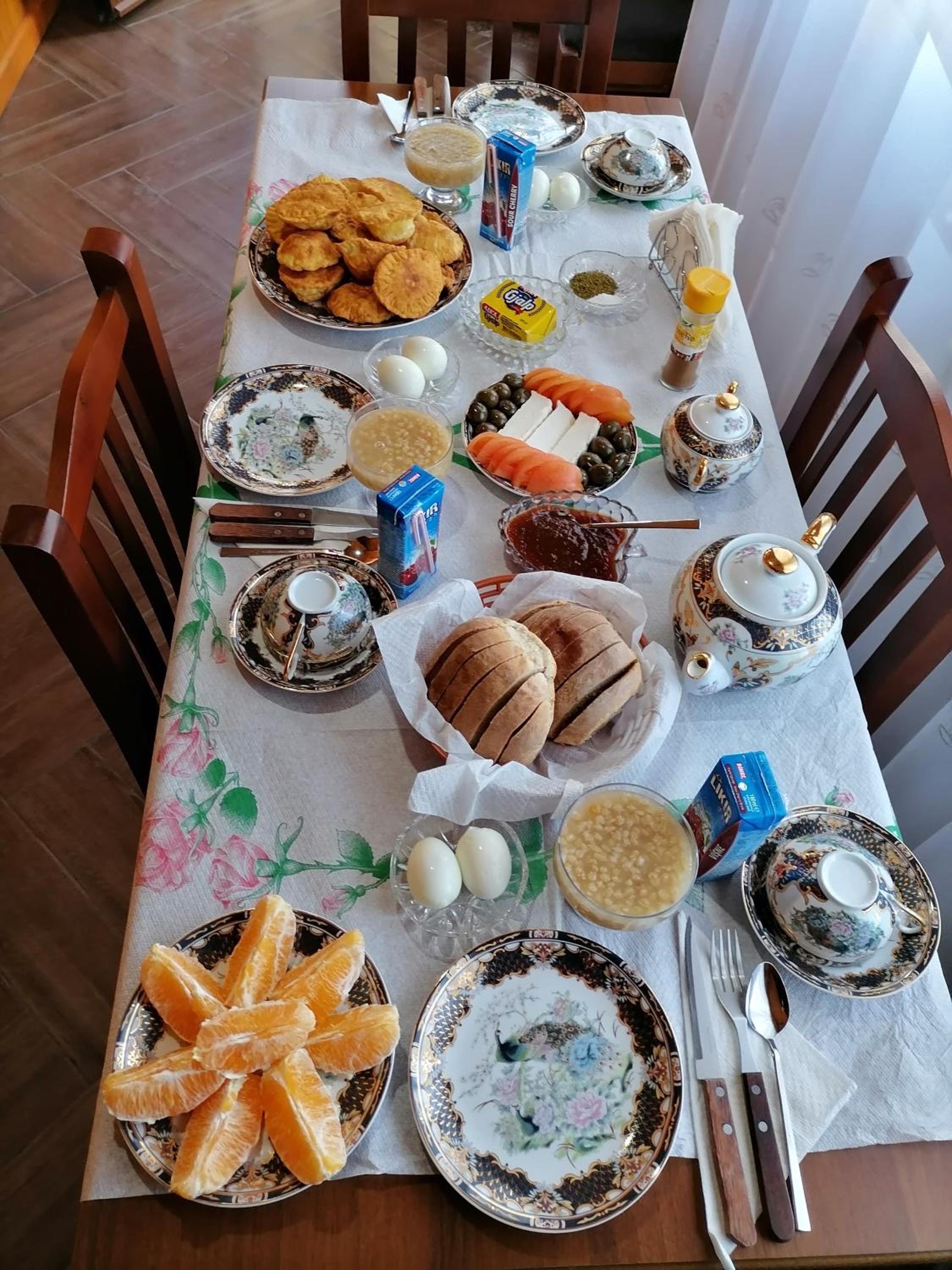 Bixhaku GuestHouse
