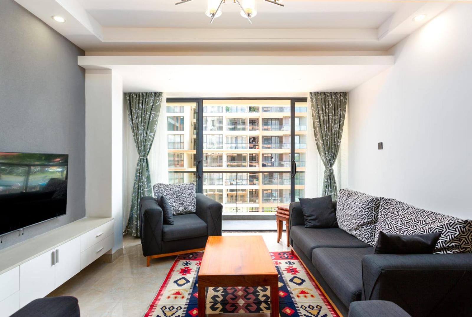 Lux Suites Urban Oasis Apartment