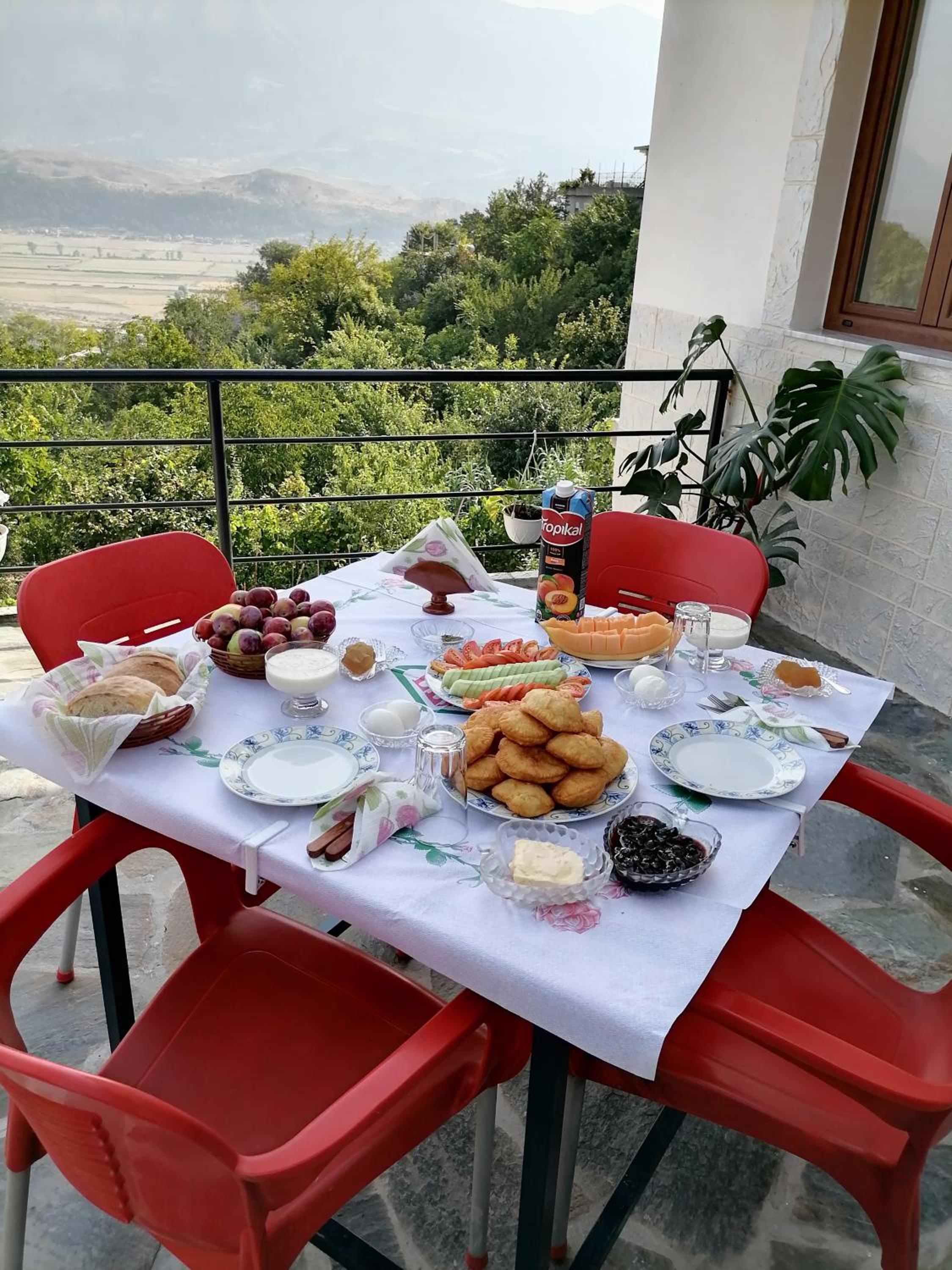 Bixhaku GuestHouse
