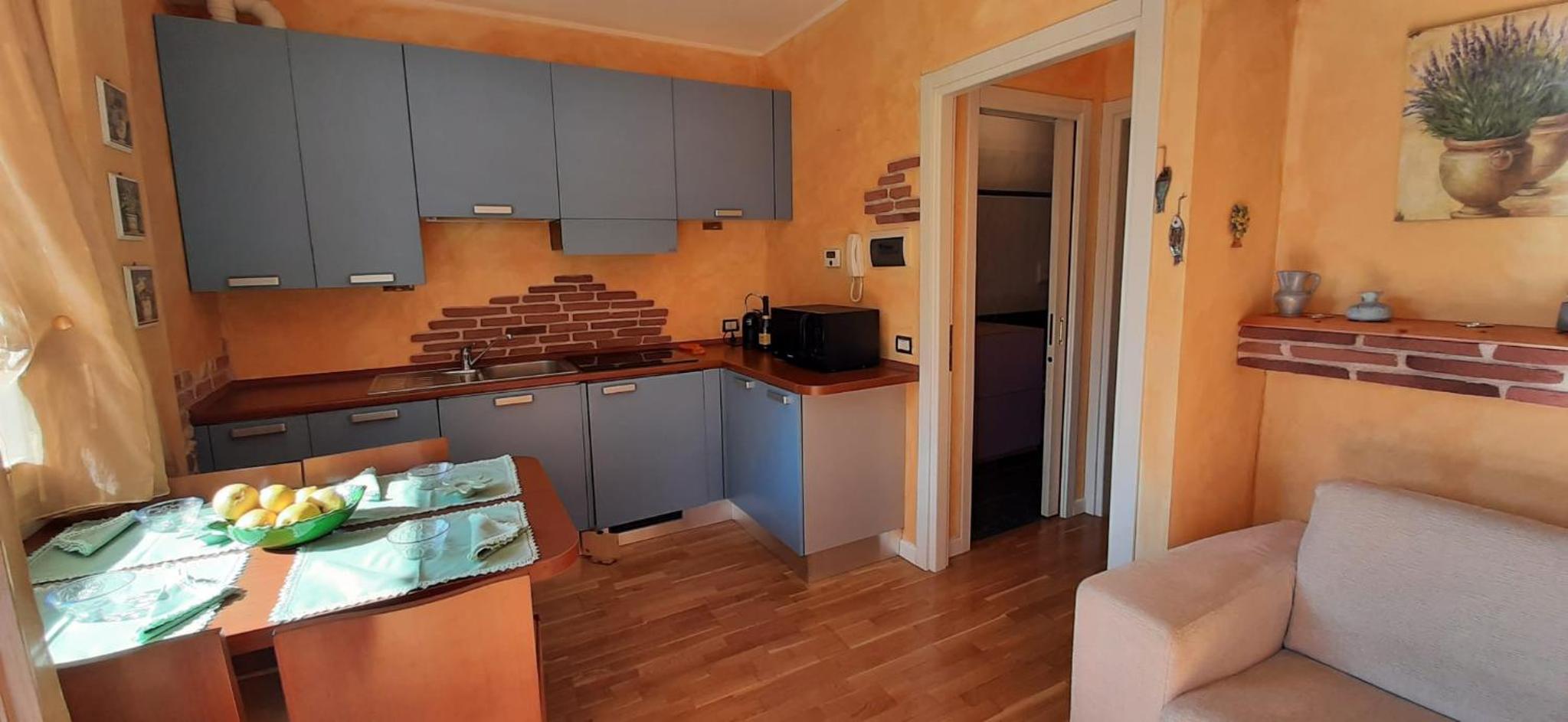 Holiday House Sole view 4