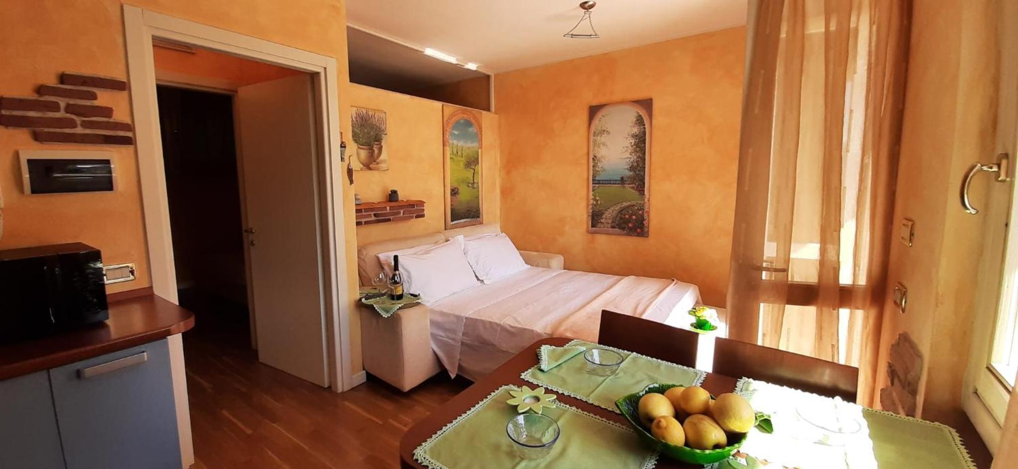 Holiday House Sole view 5