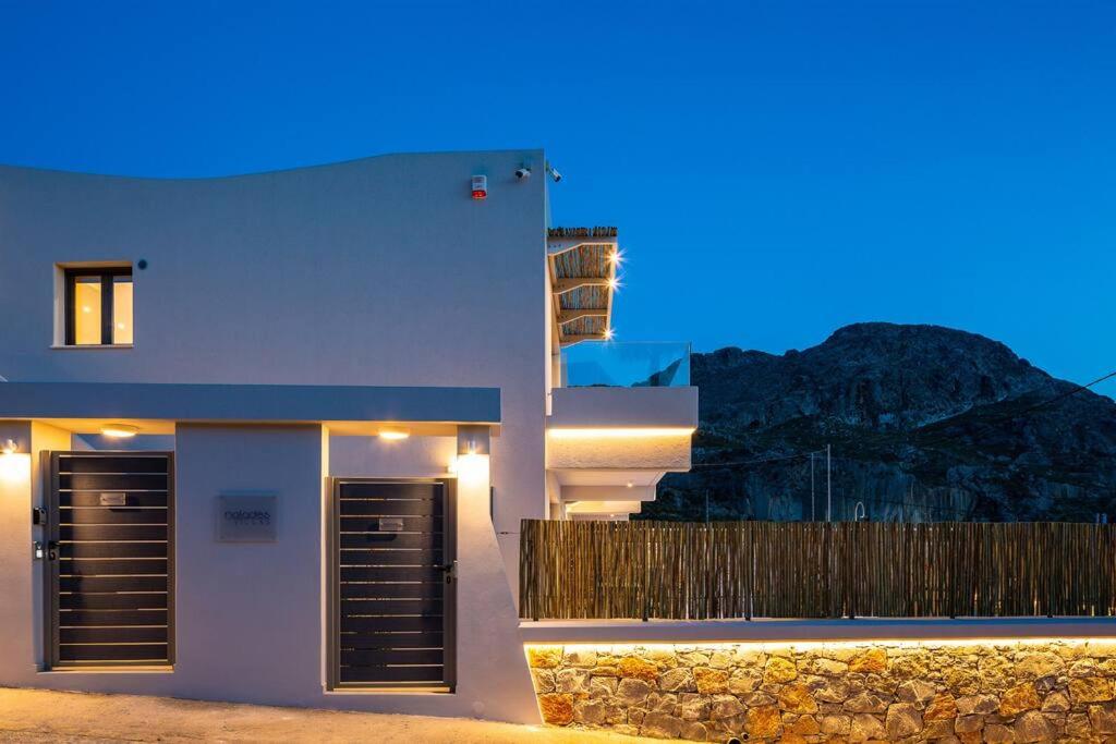 Villa Daphne-Naiades/ 2 bedrooms,luxury,beachfront view 4