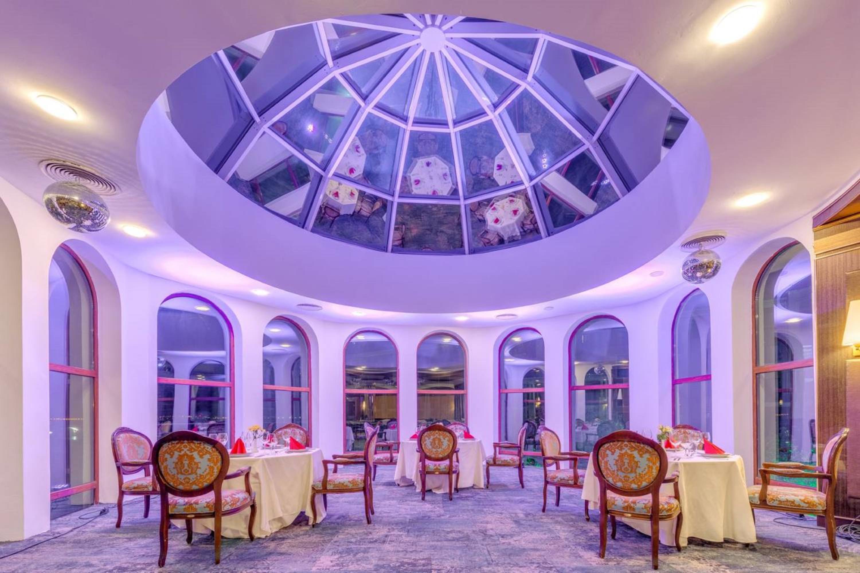 Grand Hotel Sveti Vlas - Fitness & SPA Hotel