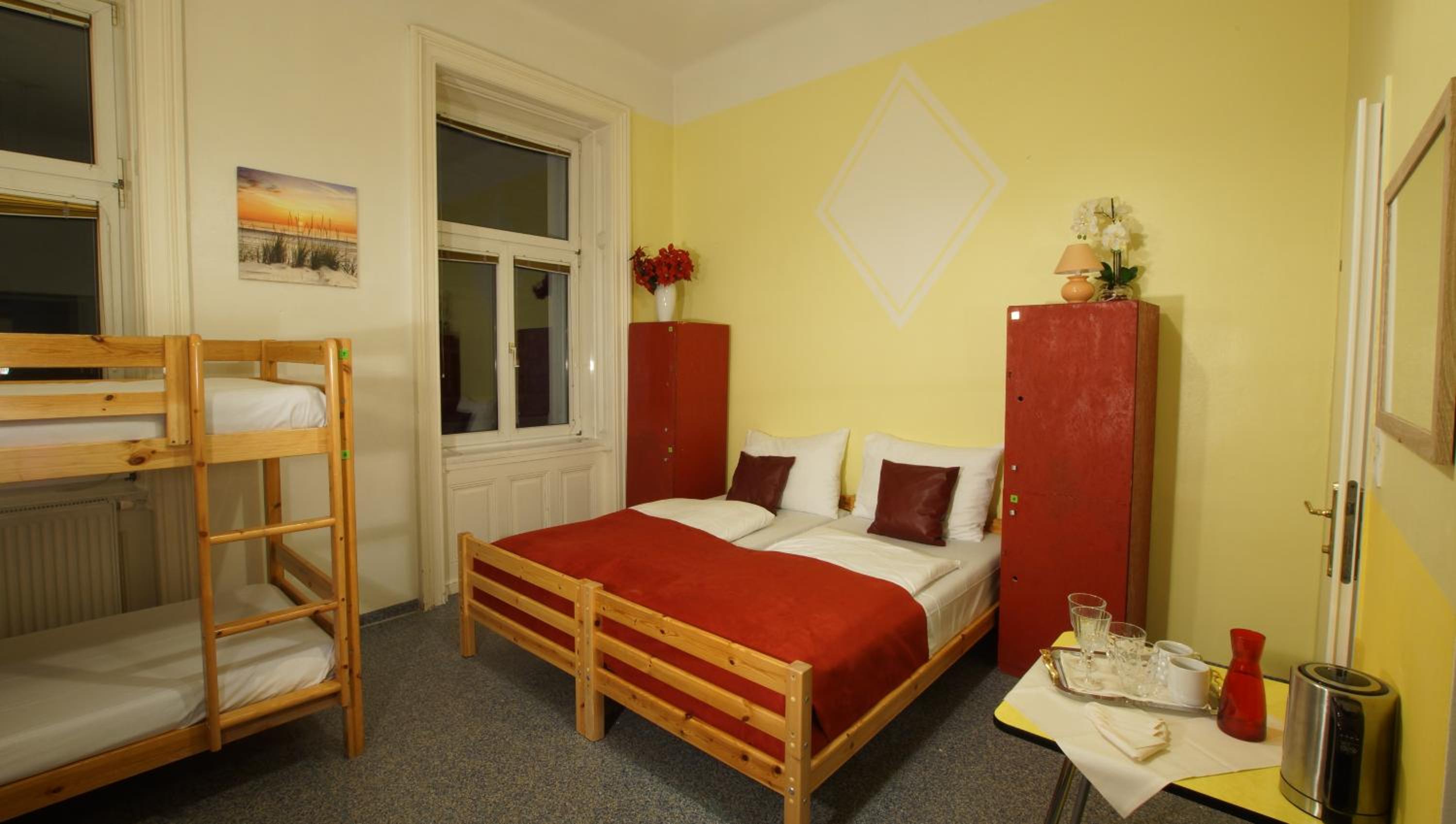 Westend City Hostel