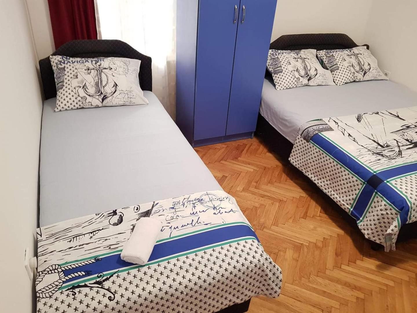 Photo 33