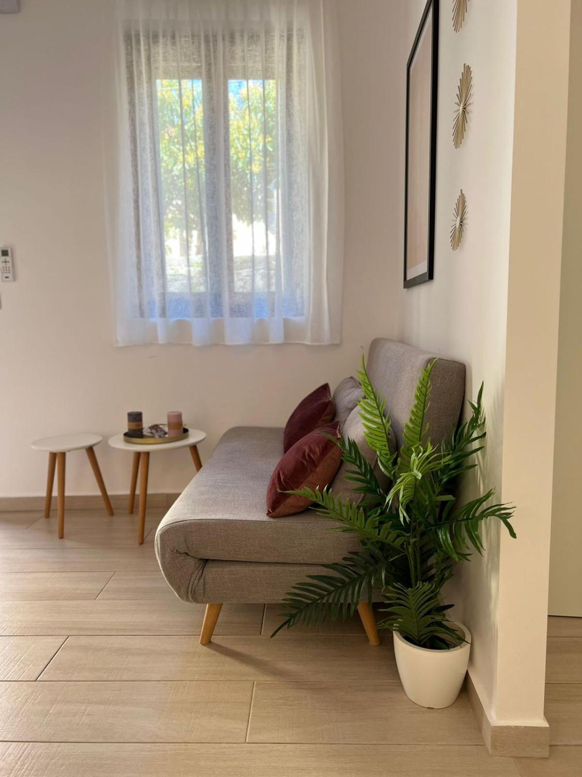 Valentina's Luxury House view 3