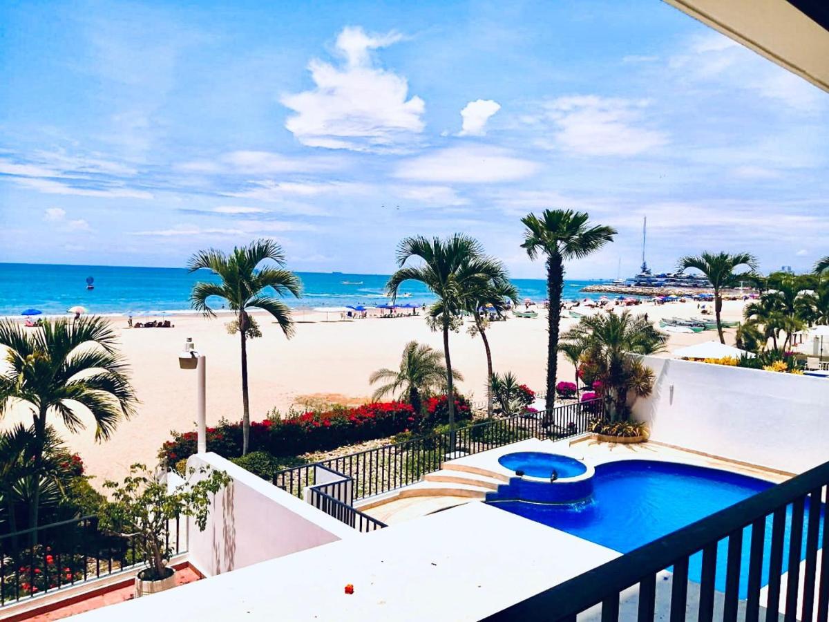 Hotel Beach Front Apartment