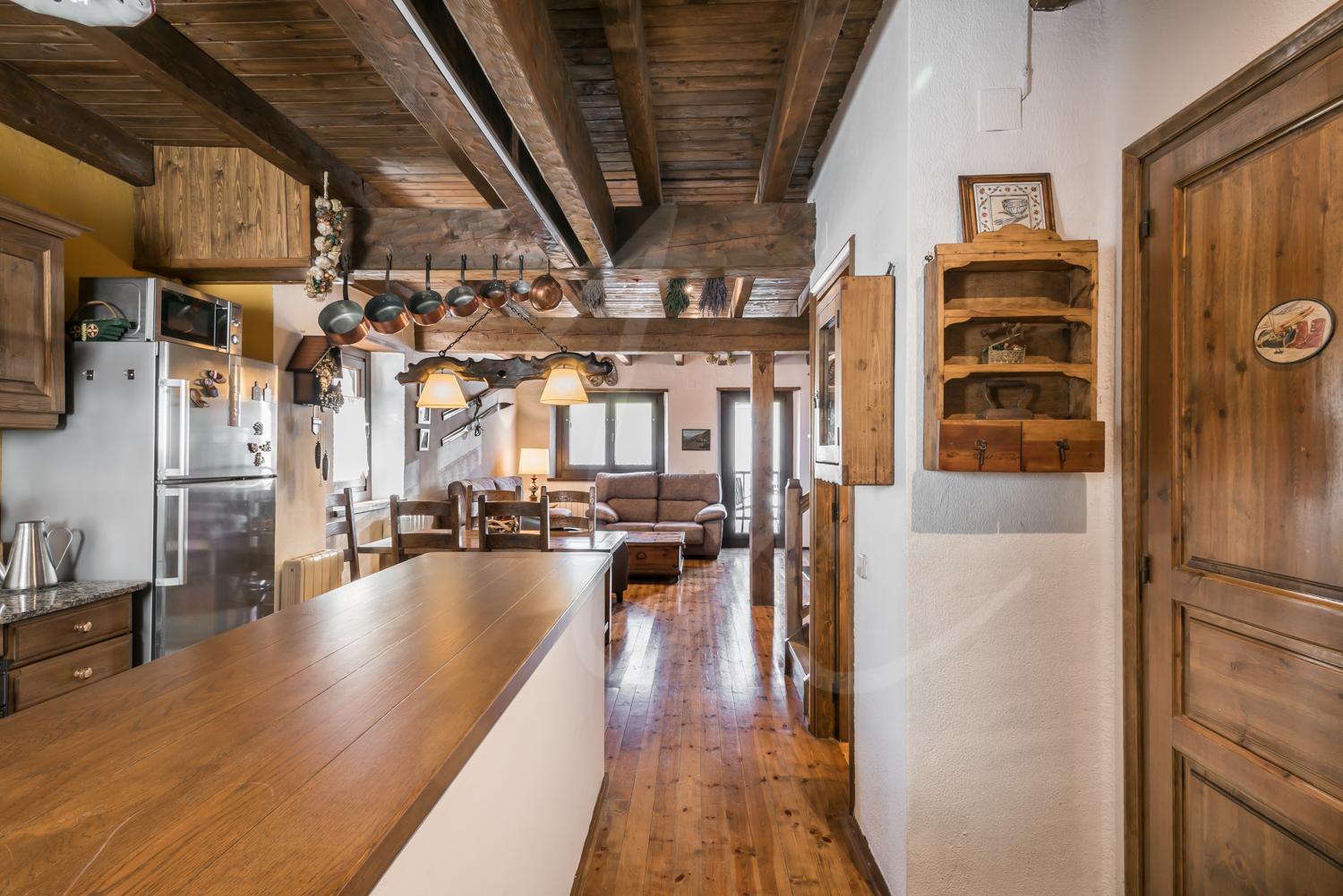 Casa Nere by SeaMount Rentals