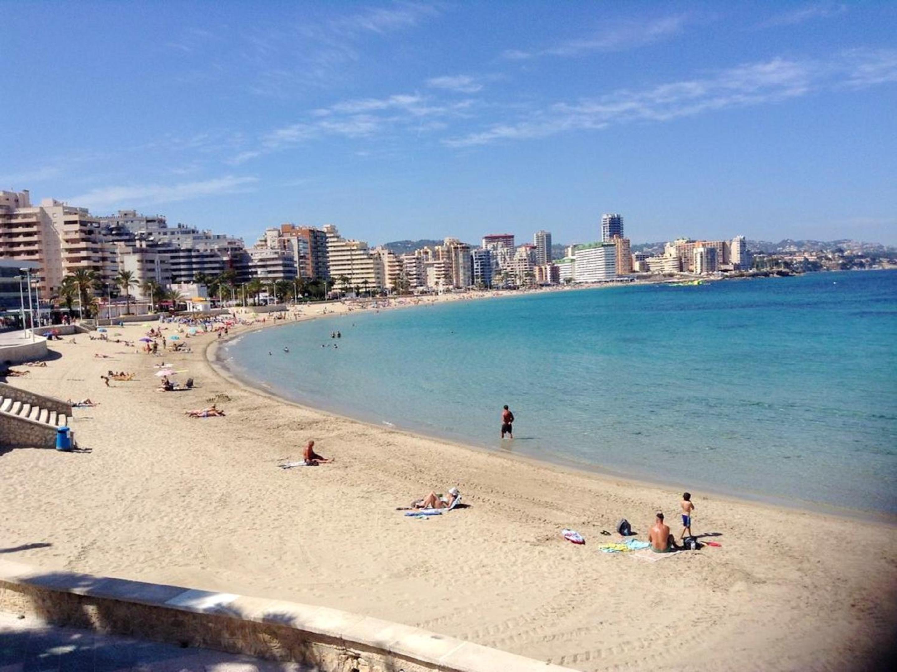 Bright Apartment in Calpe 100m² with Sea View & Pool view 5