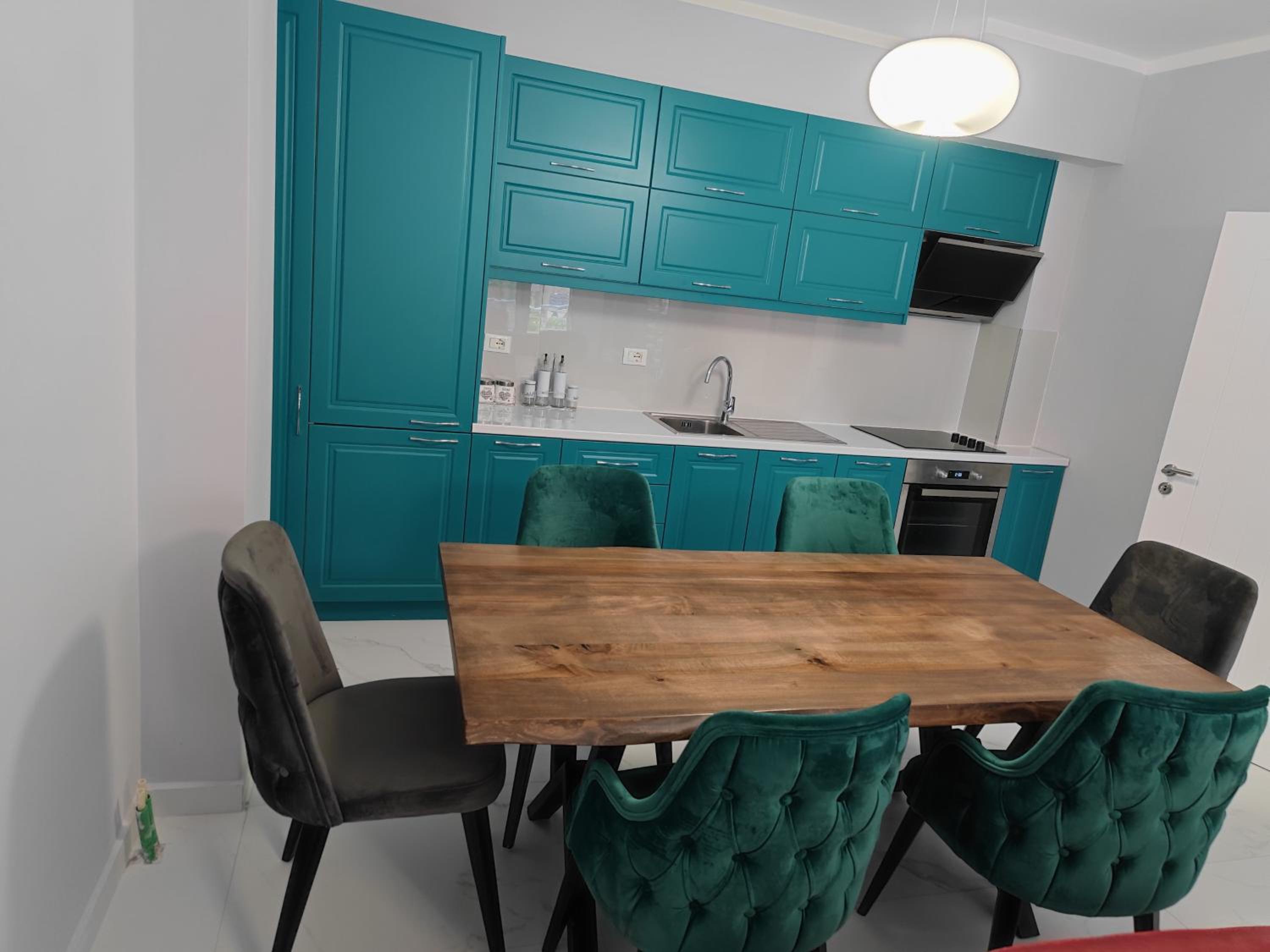 Aria Seaview Apartments