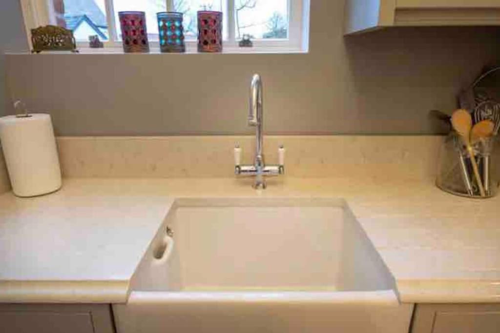 Choristers Mews: Luxury cottage a stones throw from the Cathedral! view 2