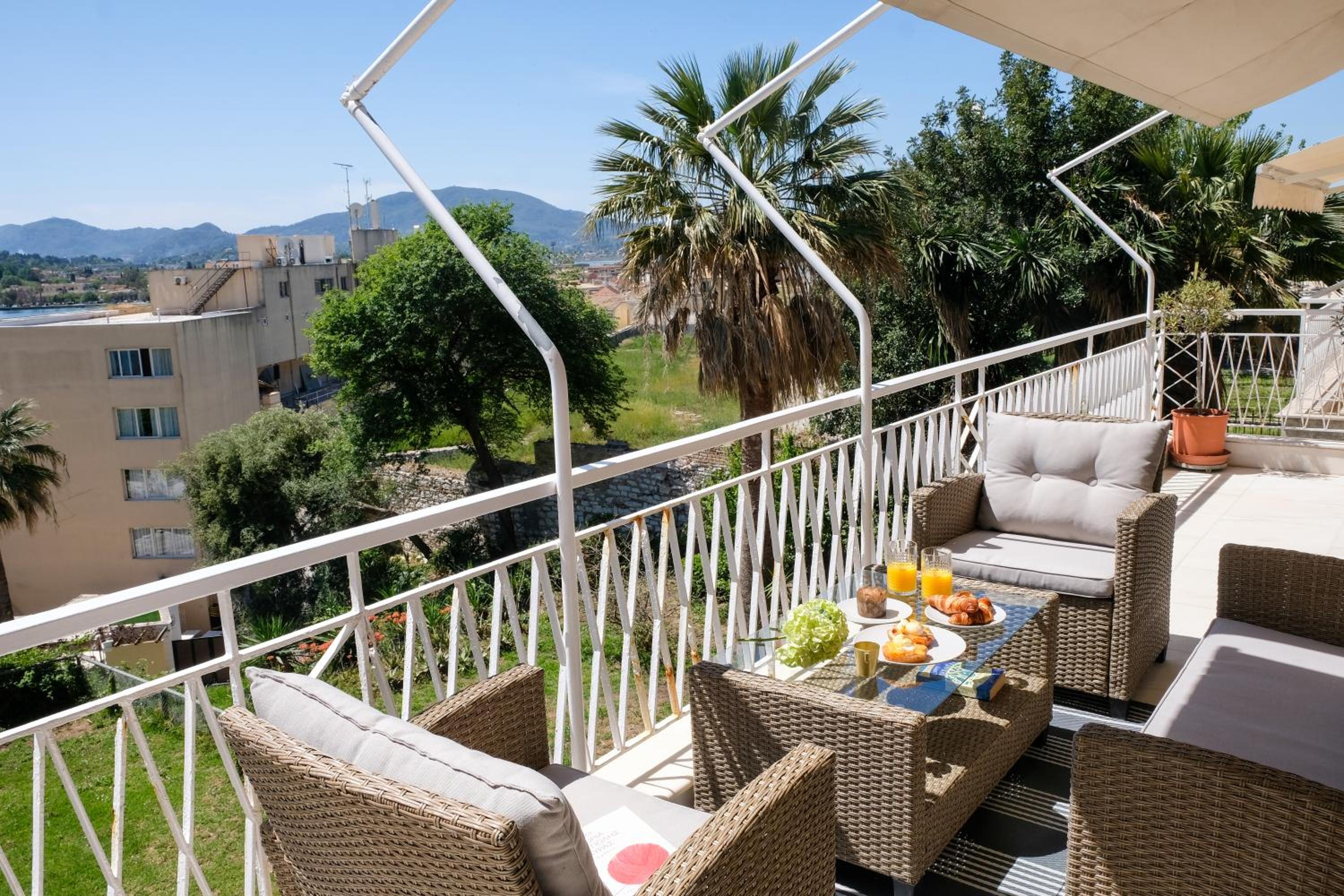 Hotel Corfu town tranquility gem - Image 1