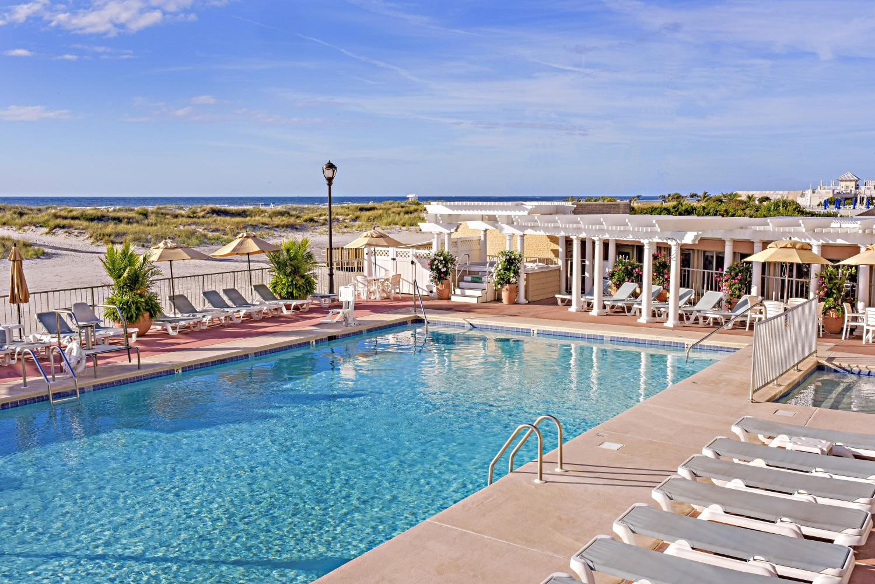 Reges Oceanfront Resort