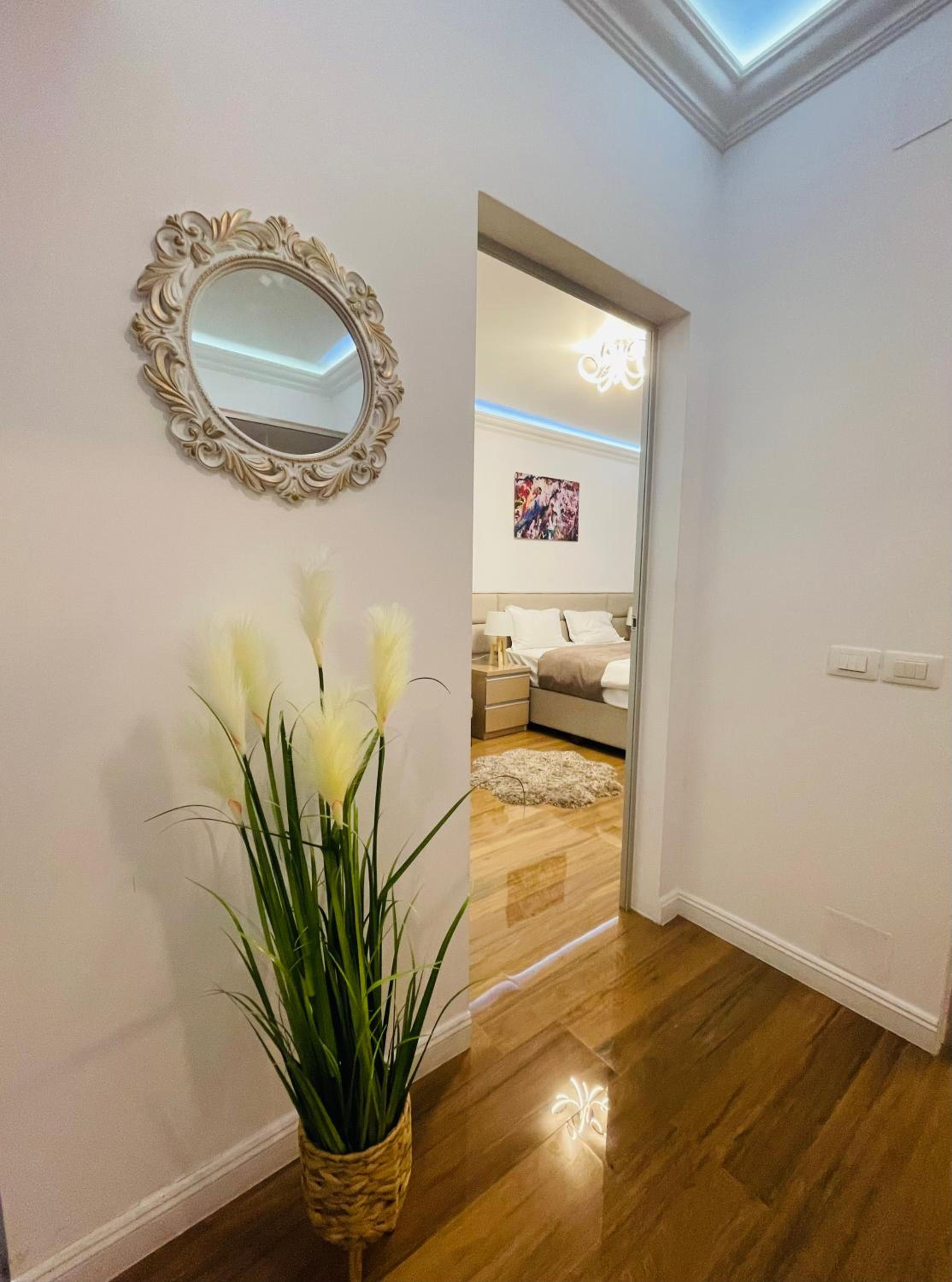 White Tower Mamaia Apartament