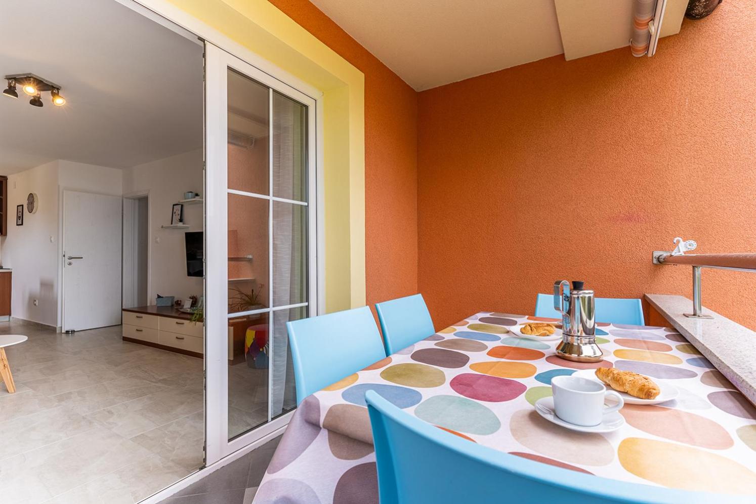 Apartmani Utmar Cres view 2