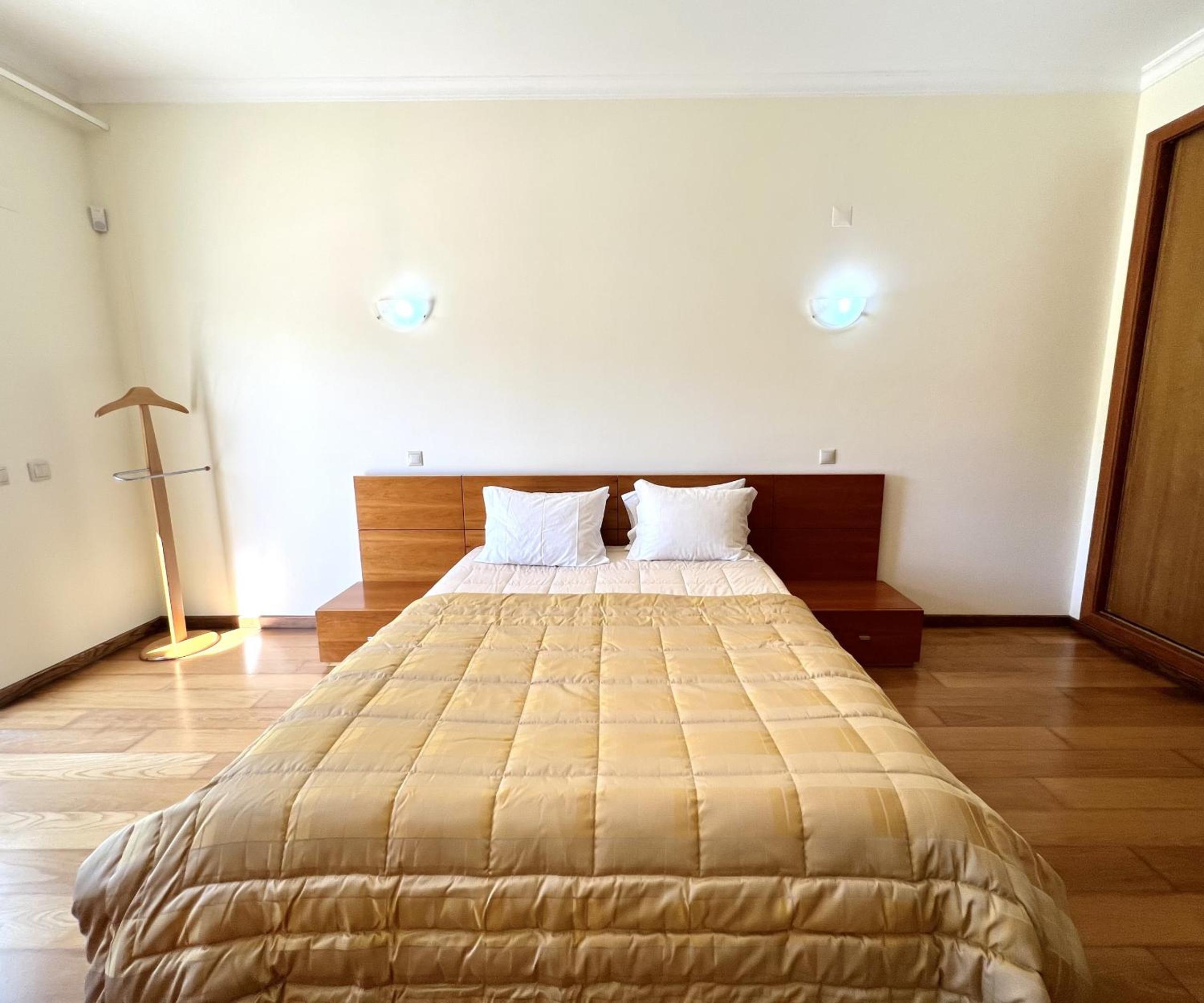 Vila Couto Real - Private Pool - Vila Sol by HD view 4