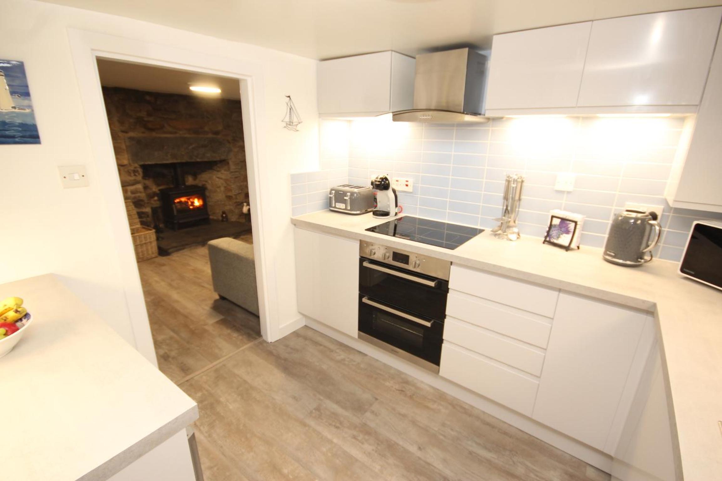 Zen Cottage Cullen - Sleeps 4 Garden & Pets Ok view 5