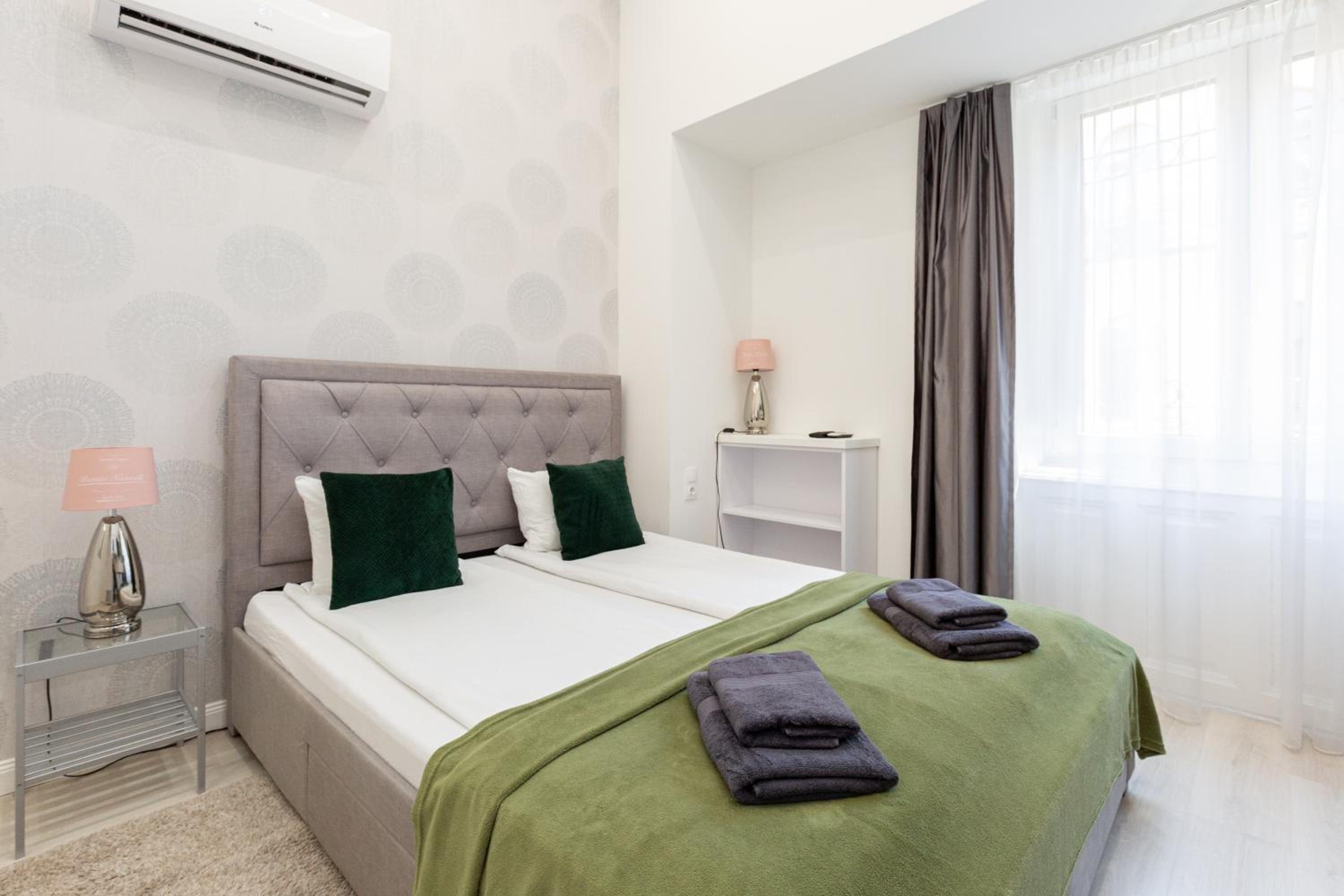 Budapest Holidays Residence