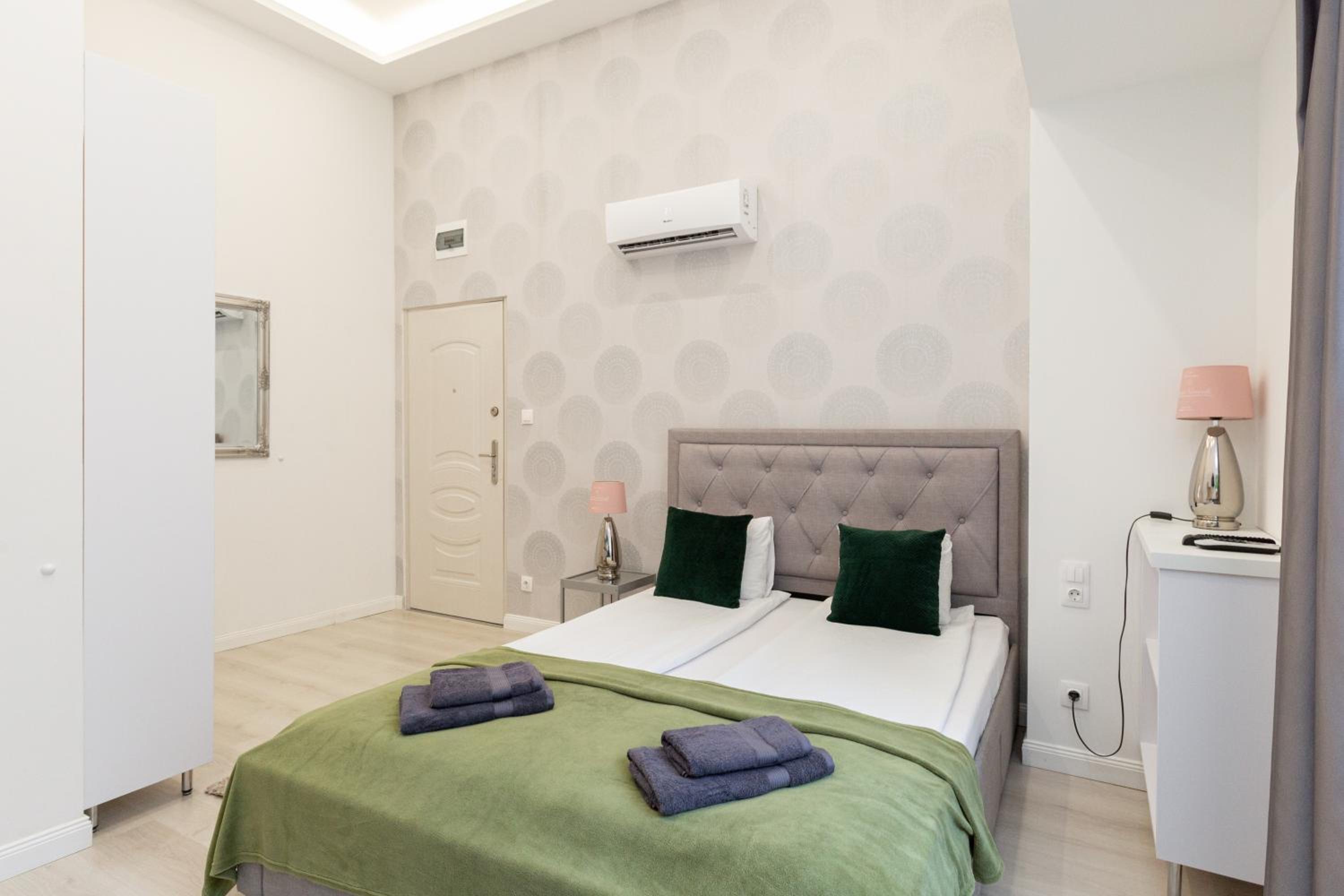 Budapest Holidays Residence