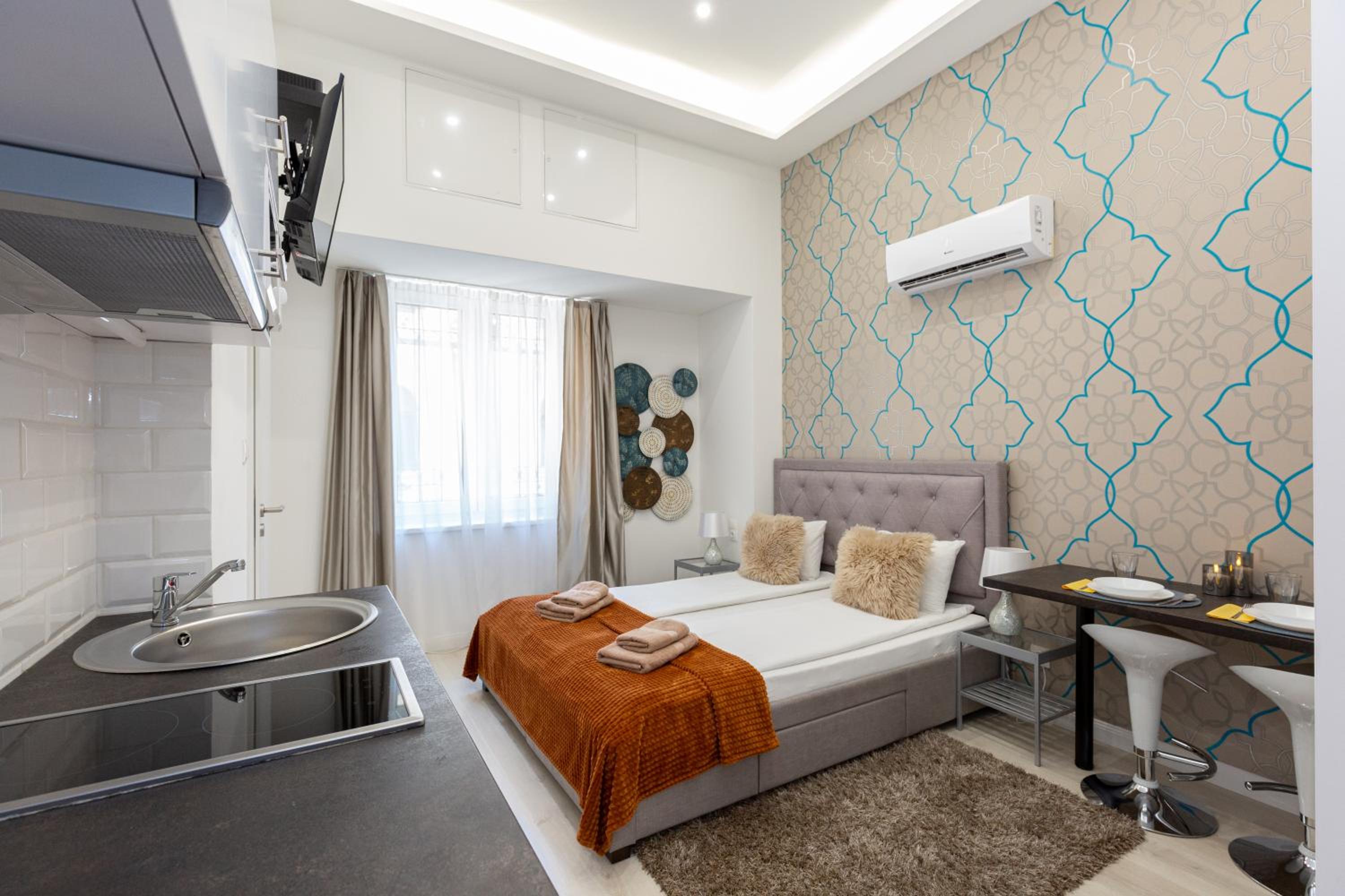 Budapest Holidays Residence