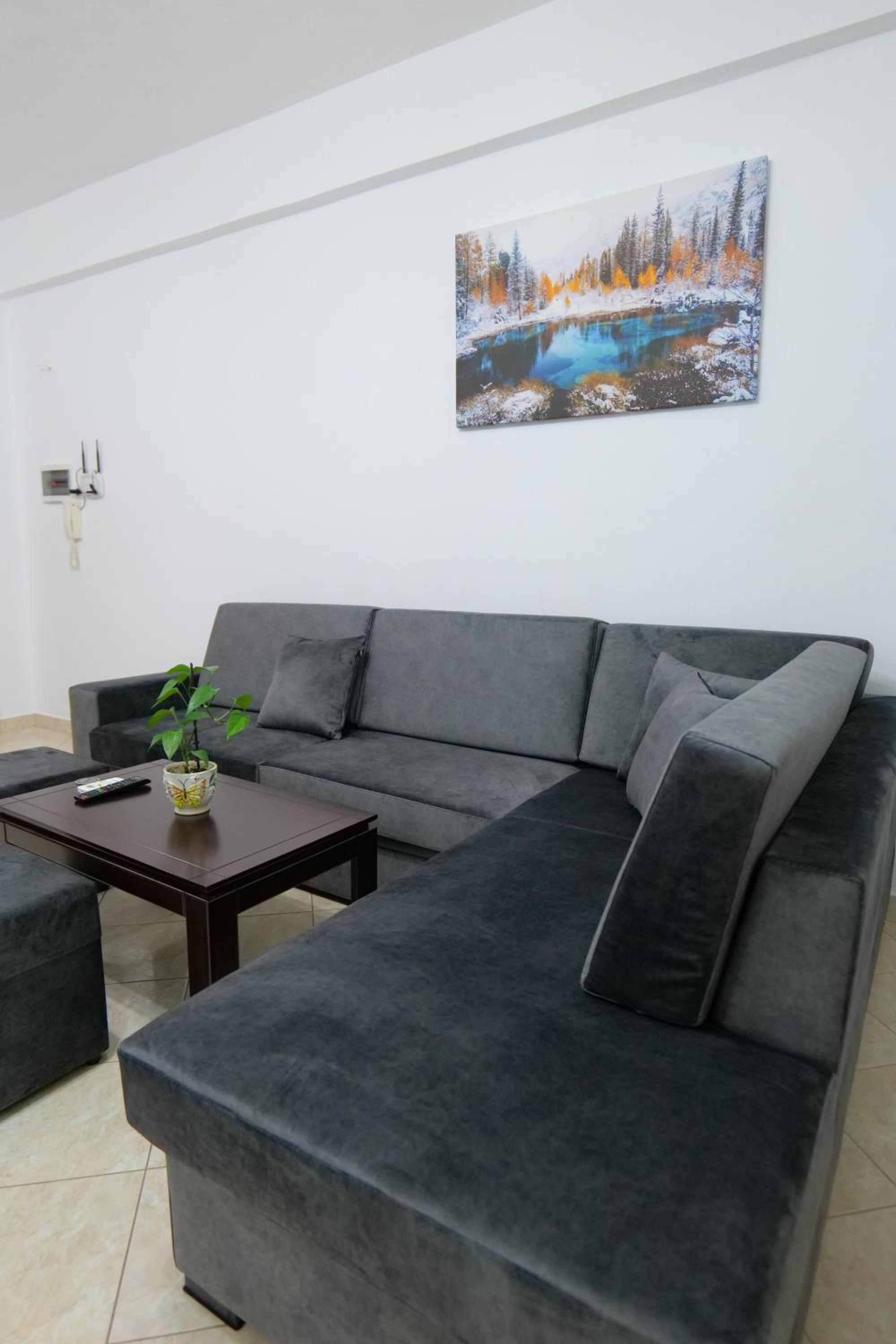 Ernest Apartments