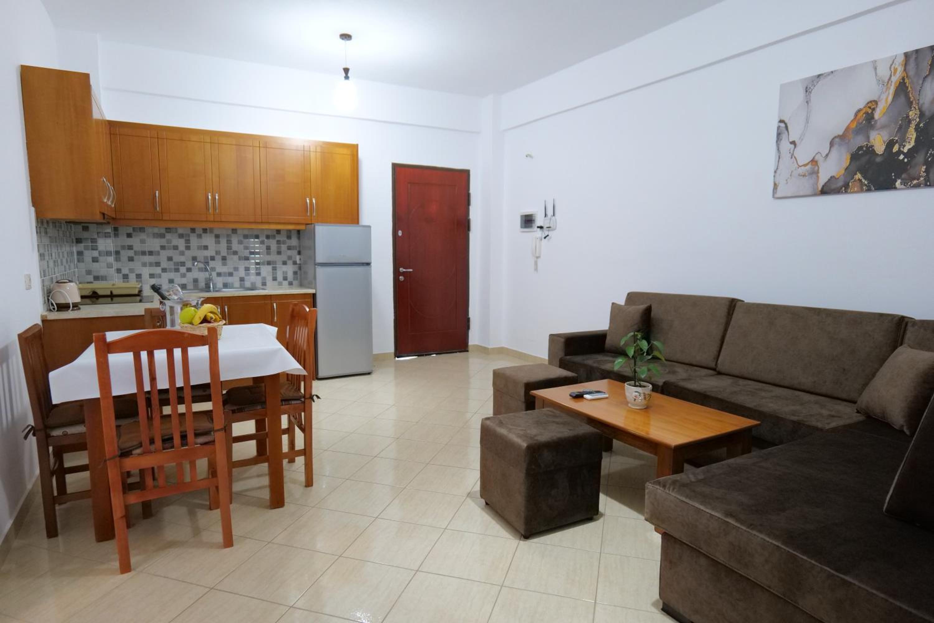 Ernest Apartments