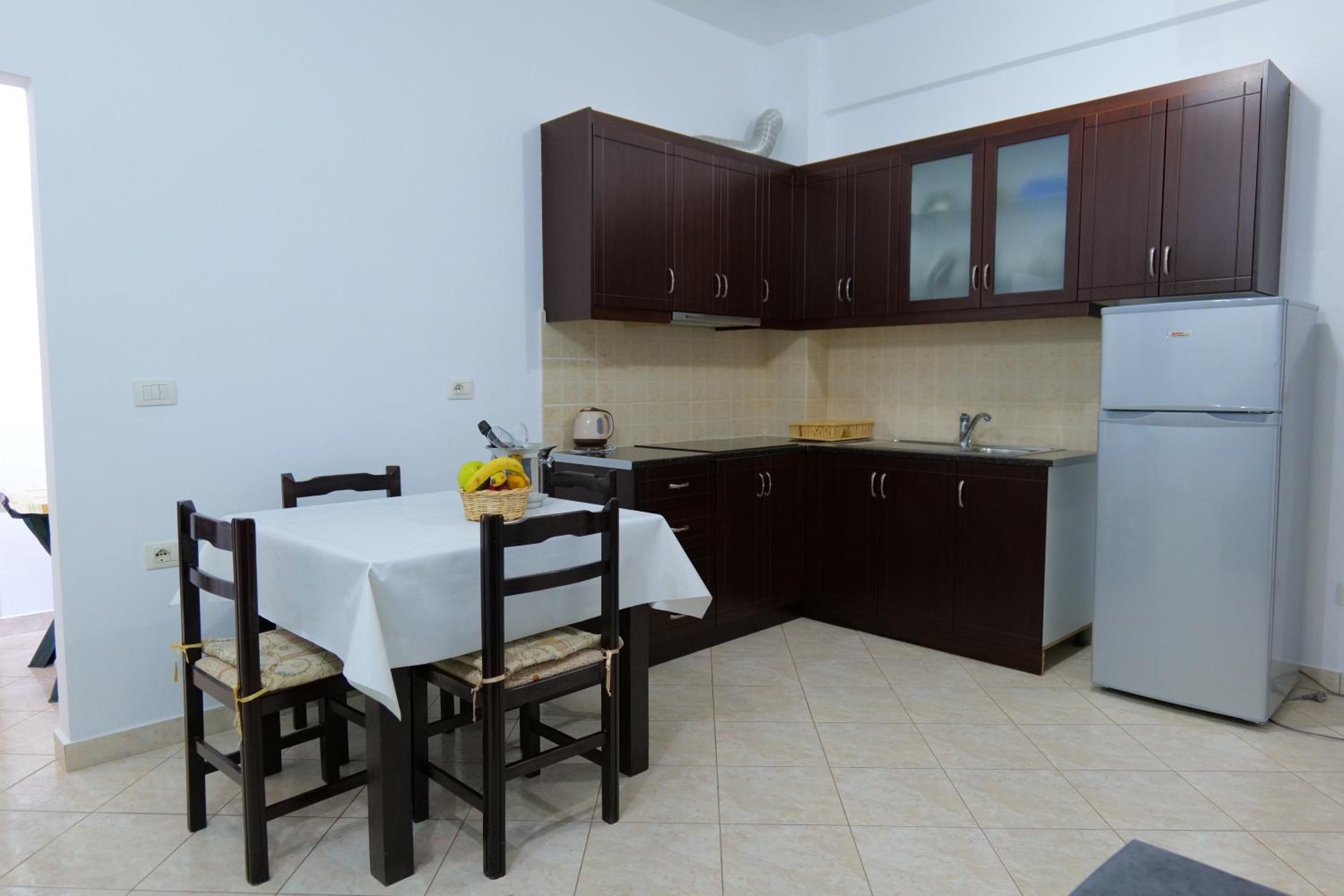 Ernest Apartments