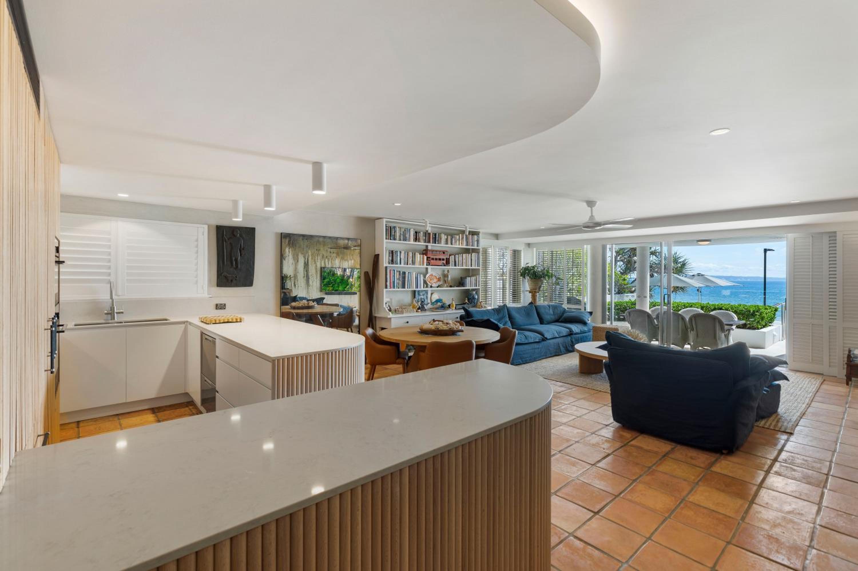 La Mer Apartments