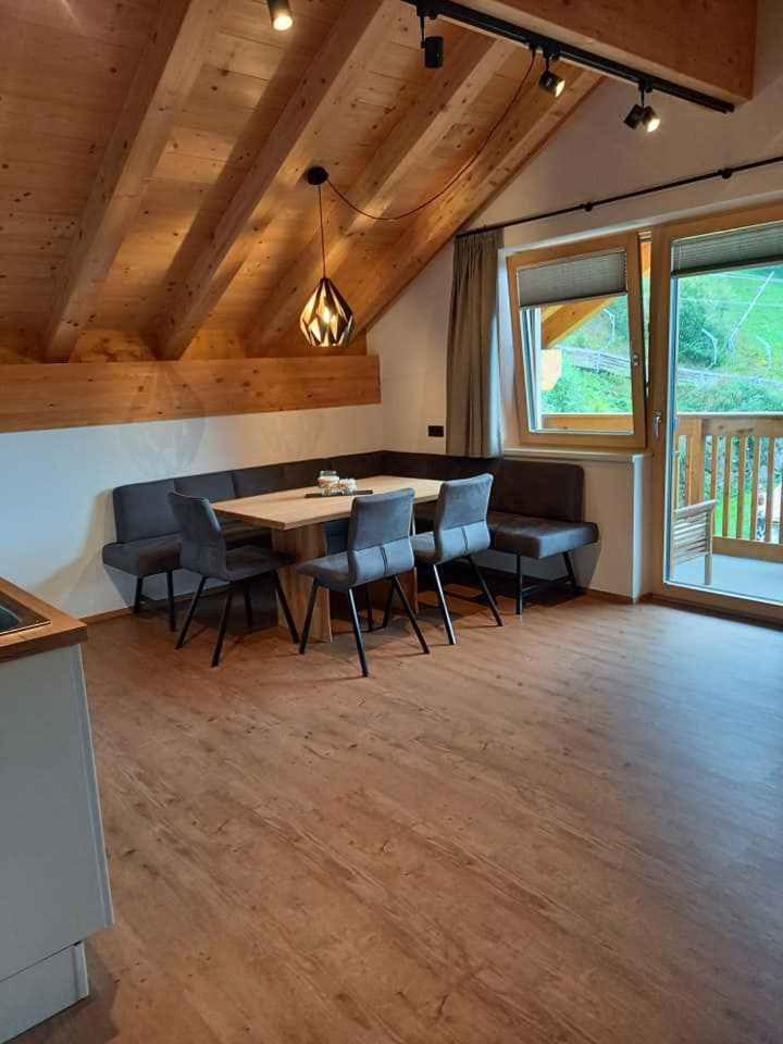 Holiday home in Kappl Paznauntal 42411