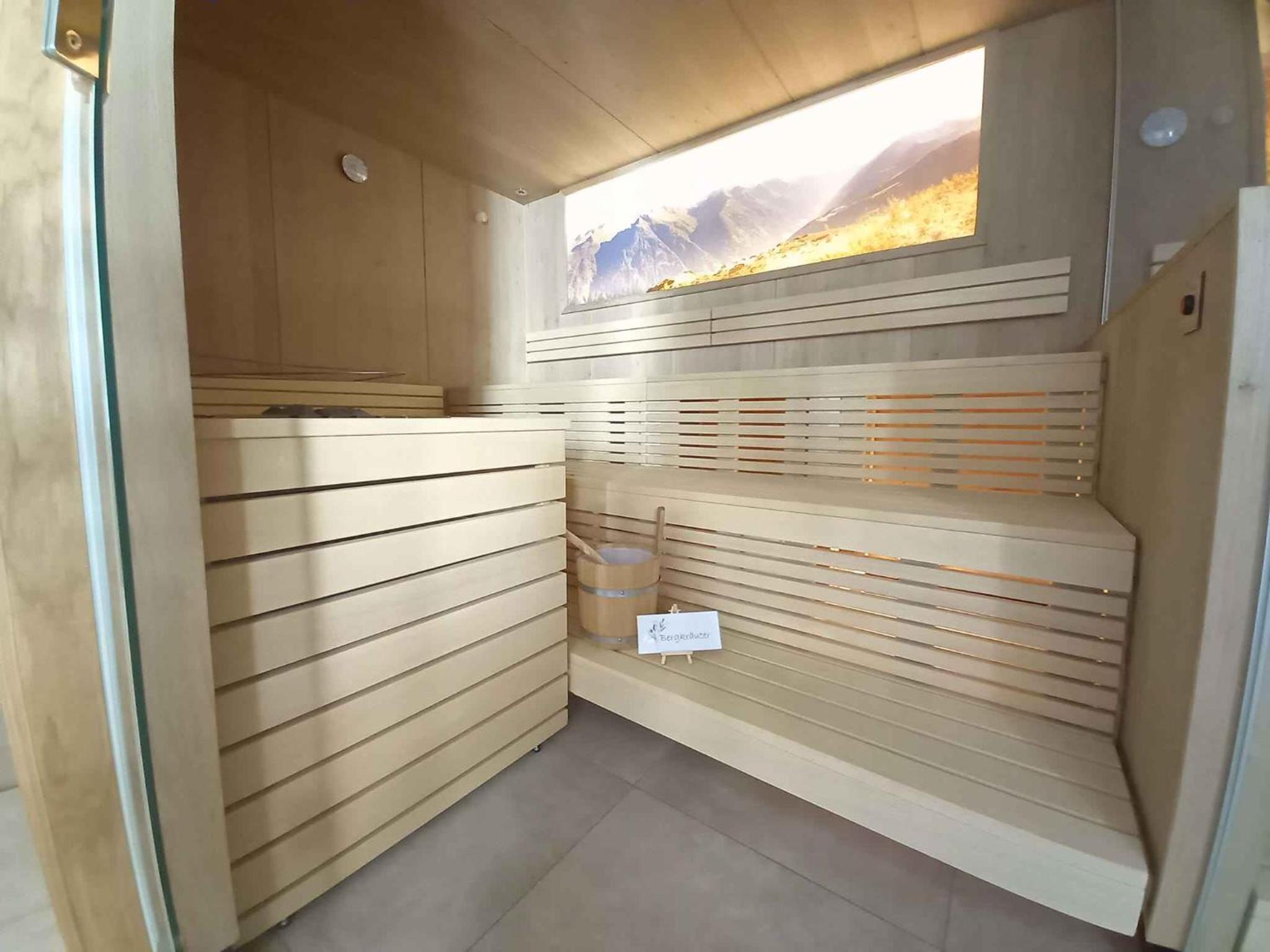 Holiday home in Kappl Paznauntal 42411