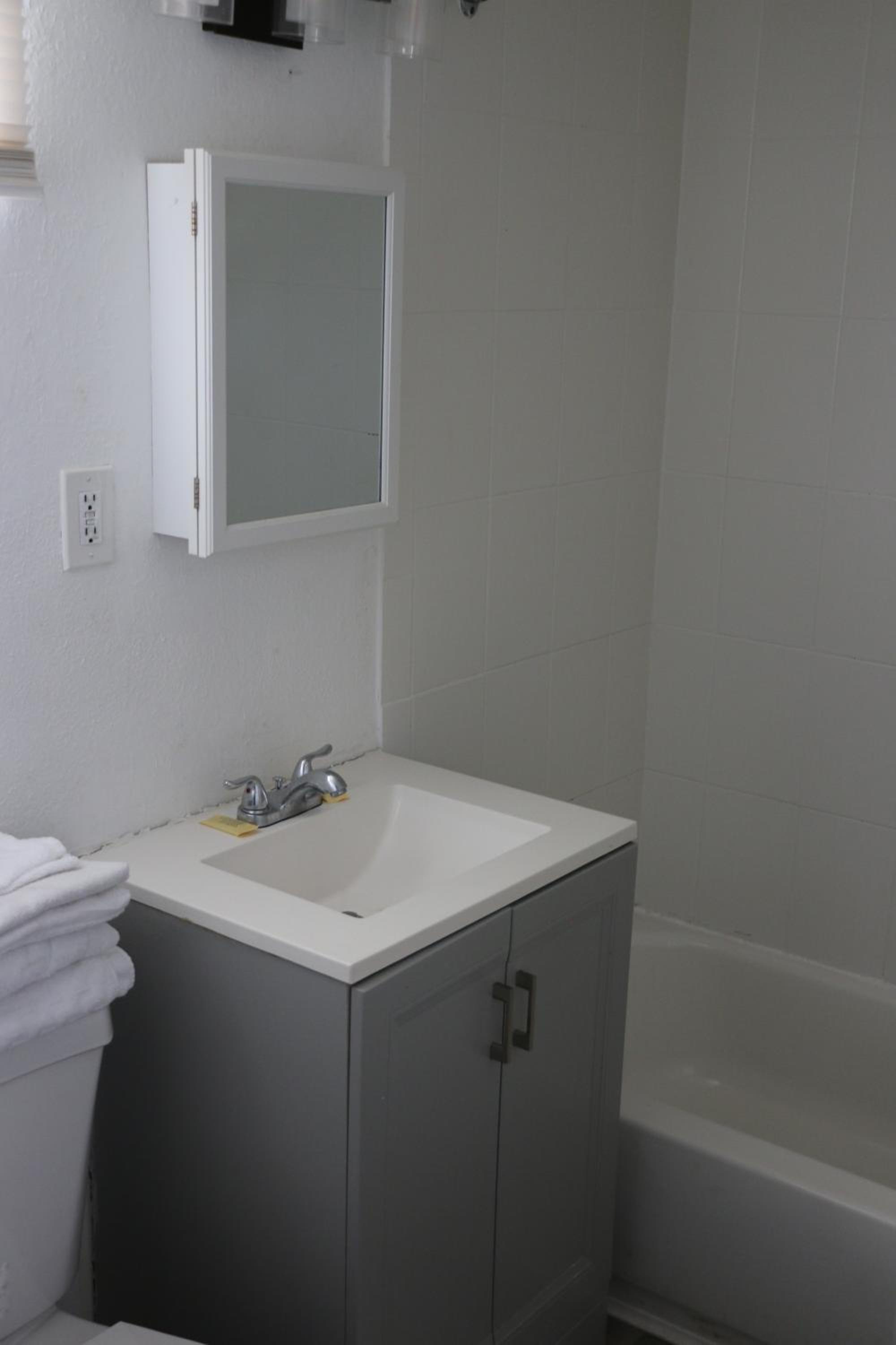 Photo 48