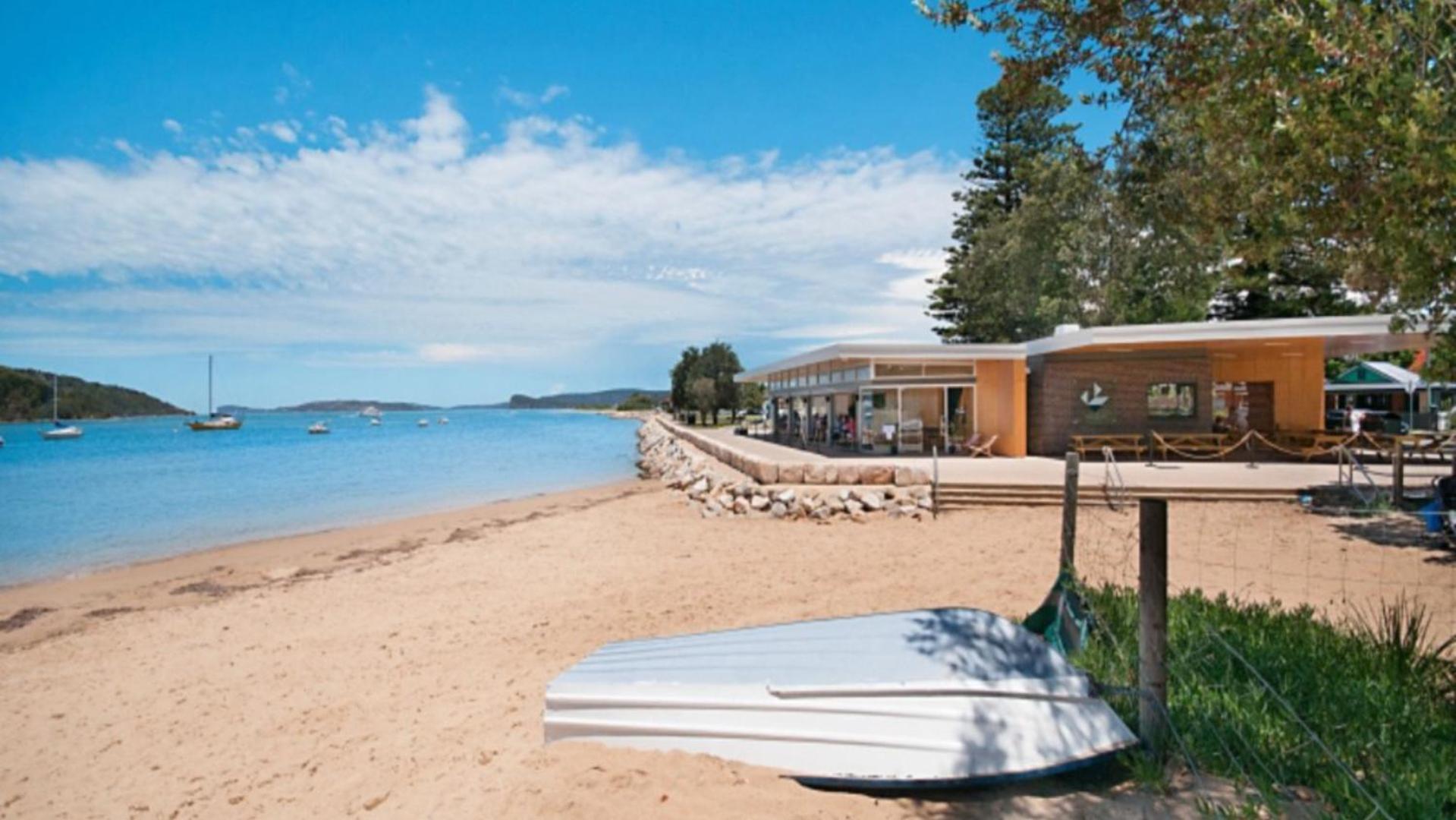 By The Beach - Waterfront Ettalong Beach
