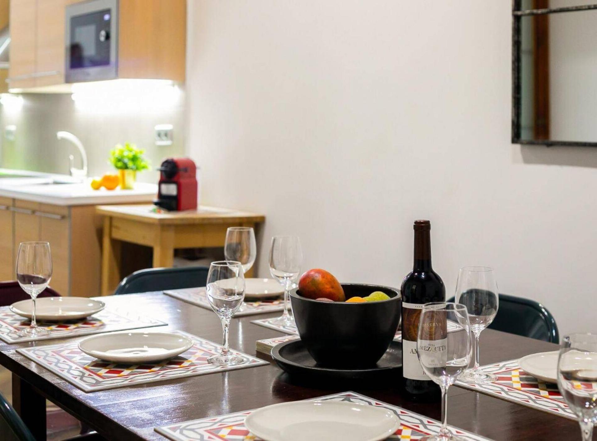 GREAT SPACIOUS APARTMENT IN THE GOTHIC QUARTER