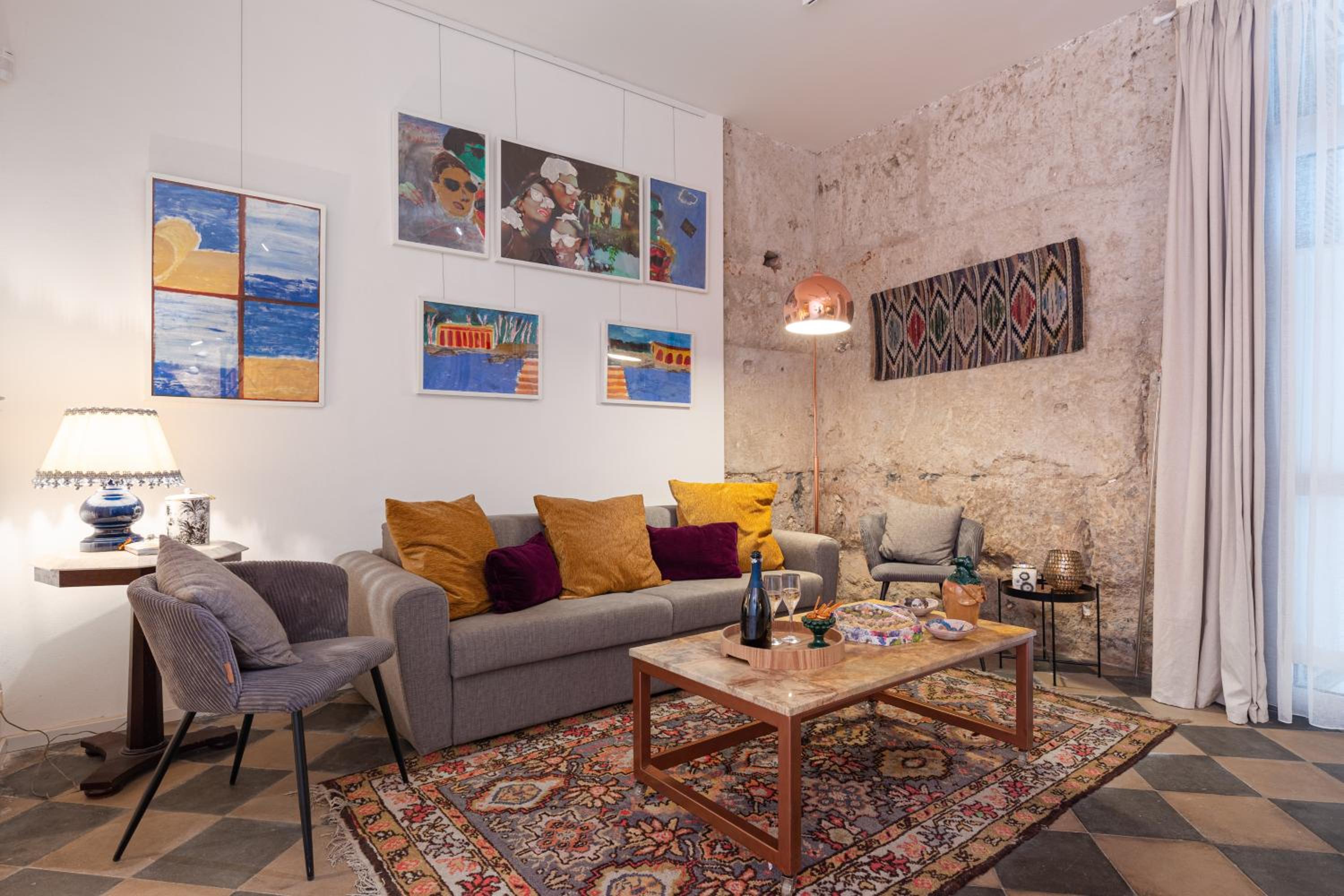 lounge