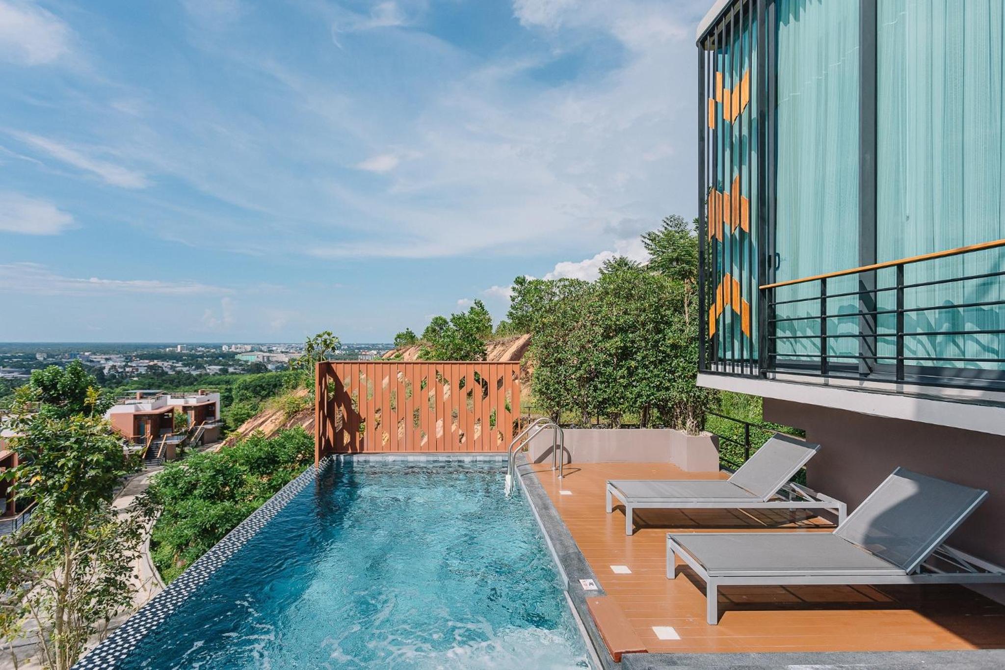 Sky Hill Villa SuratThani - SHA view 5