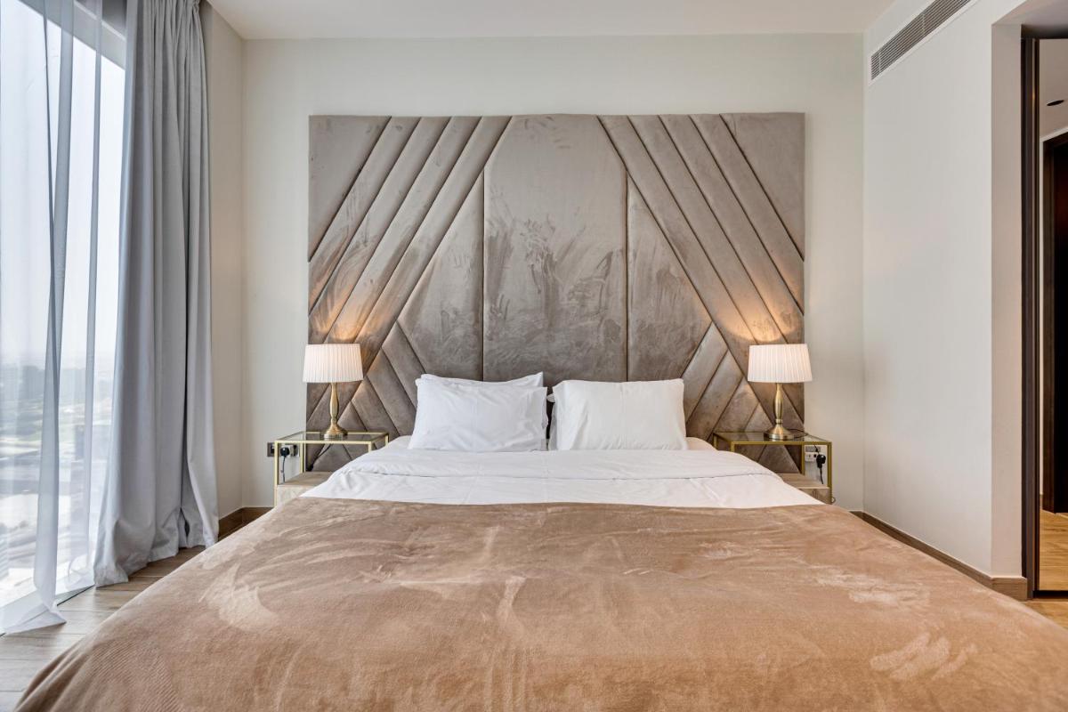 Luxury apartment in Marina Gate Jumeirah Living