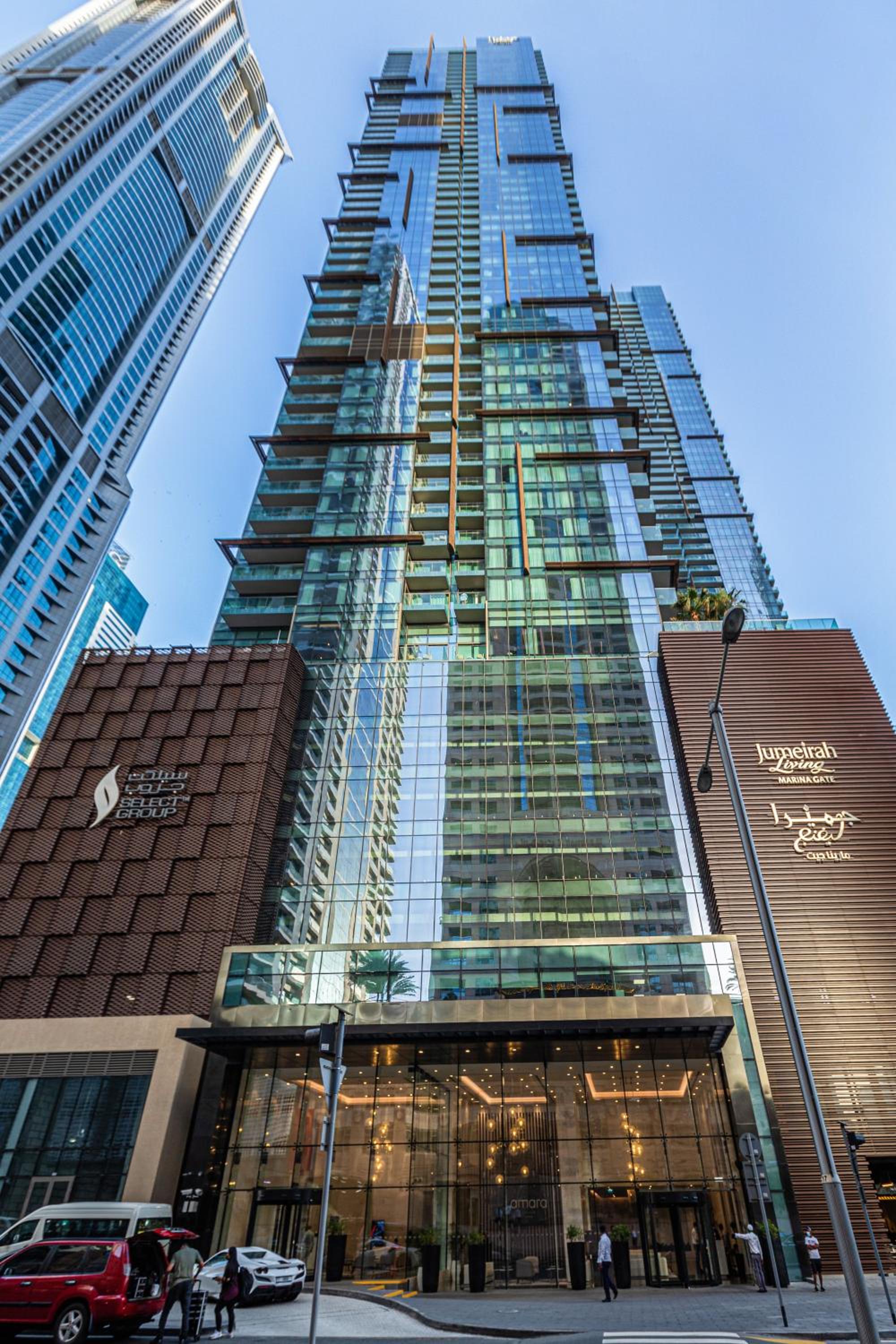 Luxury apartment in Marina Gate Jumeirah Living