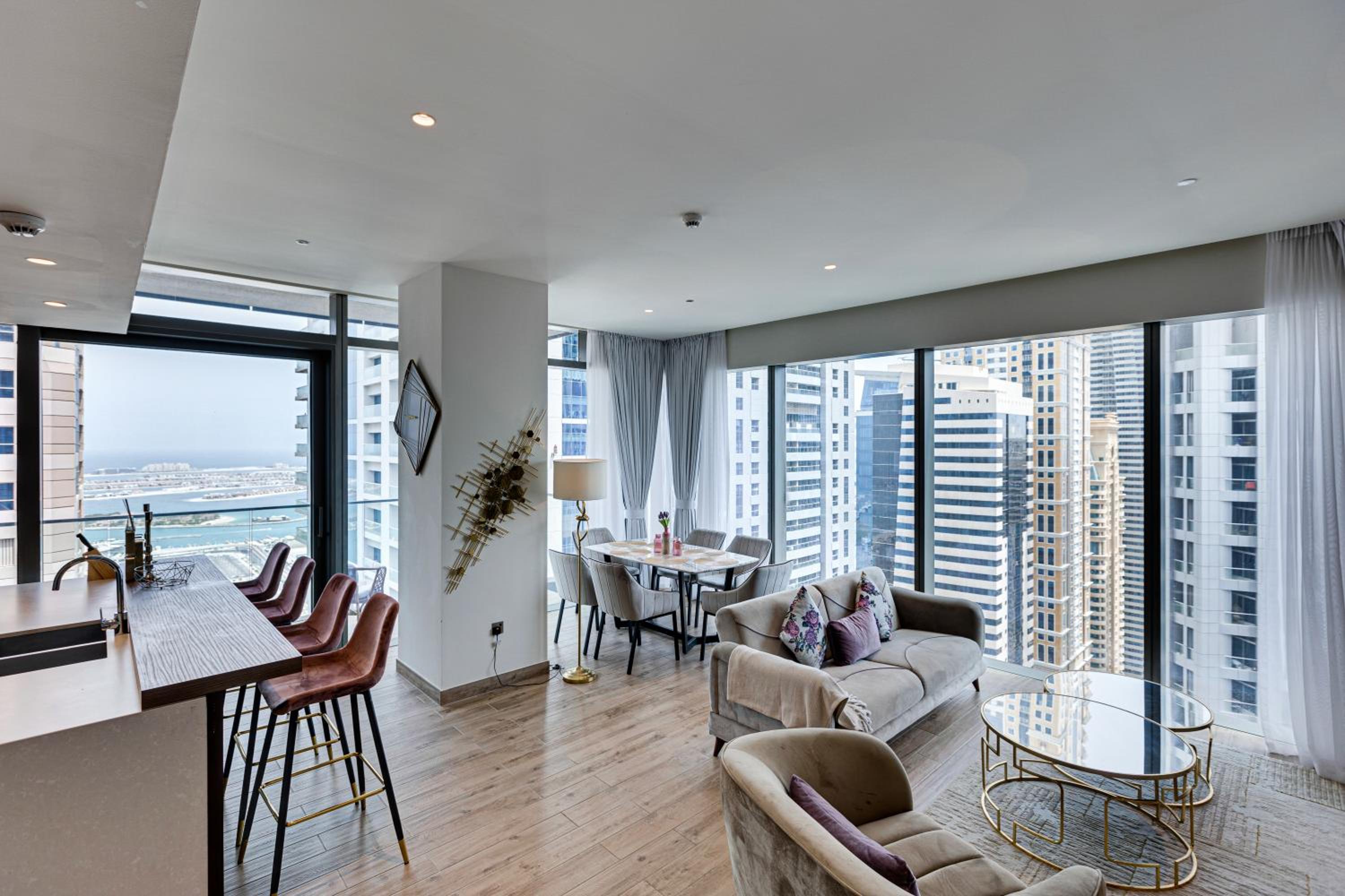 Luxury apartment in Marina Gate Jumeirah Living